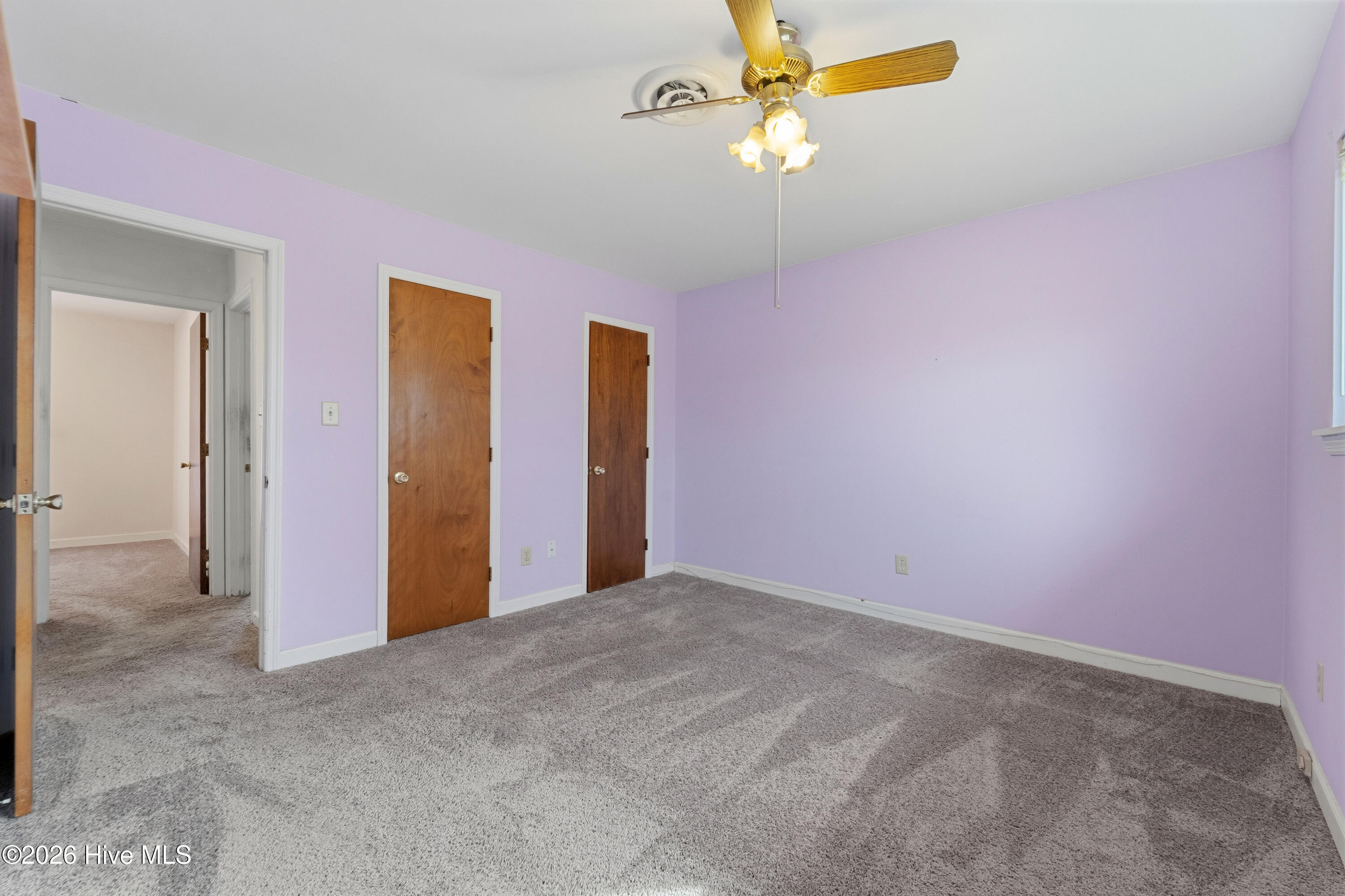 100556367 | Photo 38