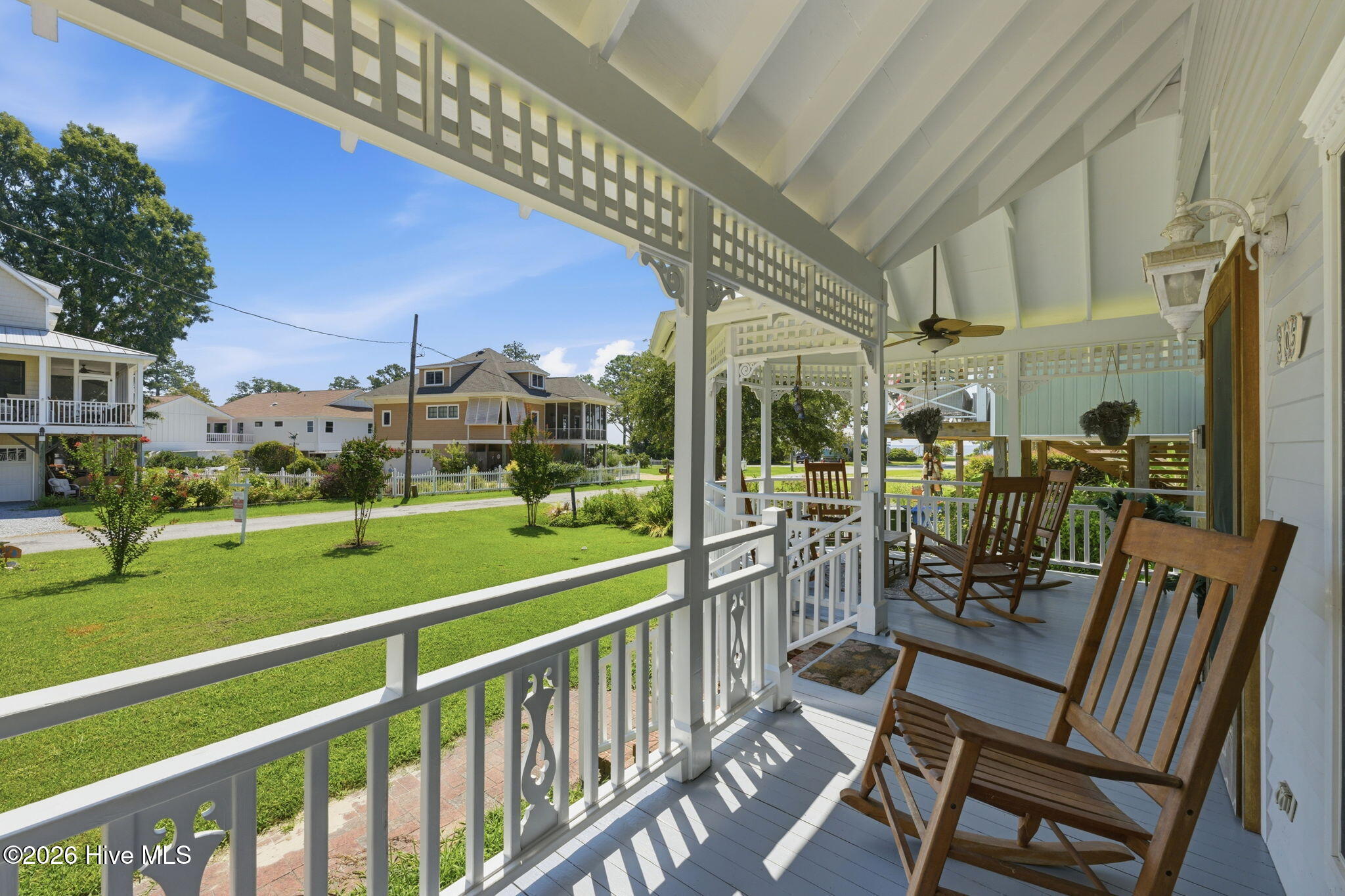 305 Vandemere Street,Oriental