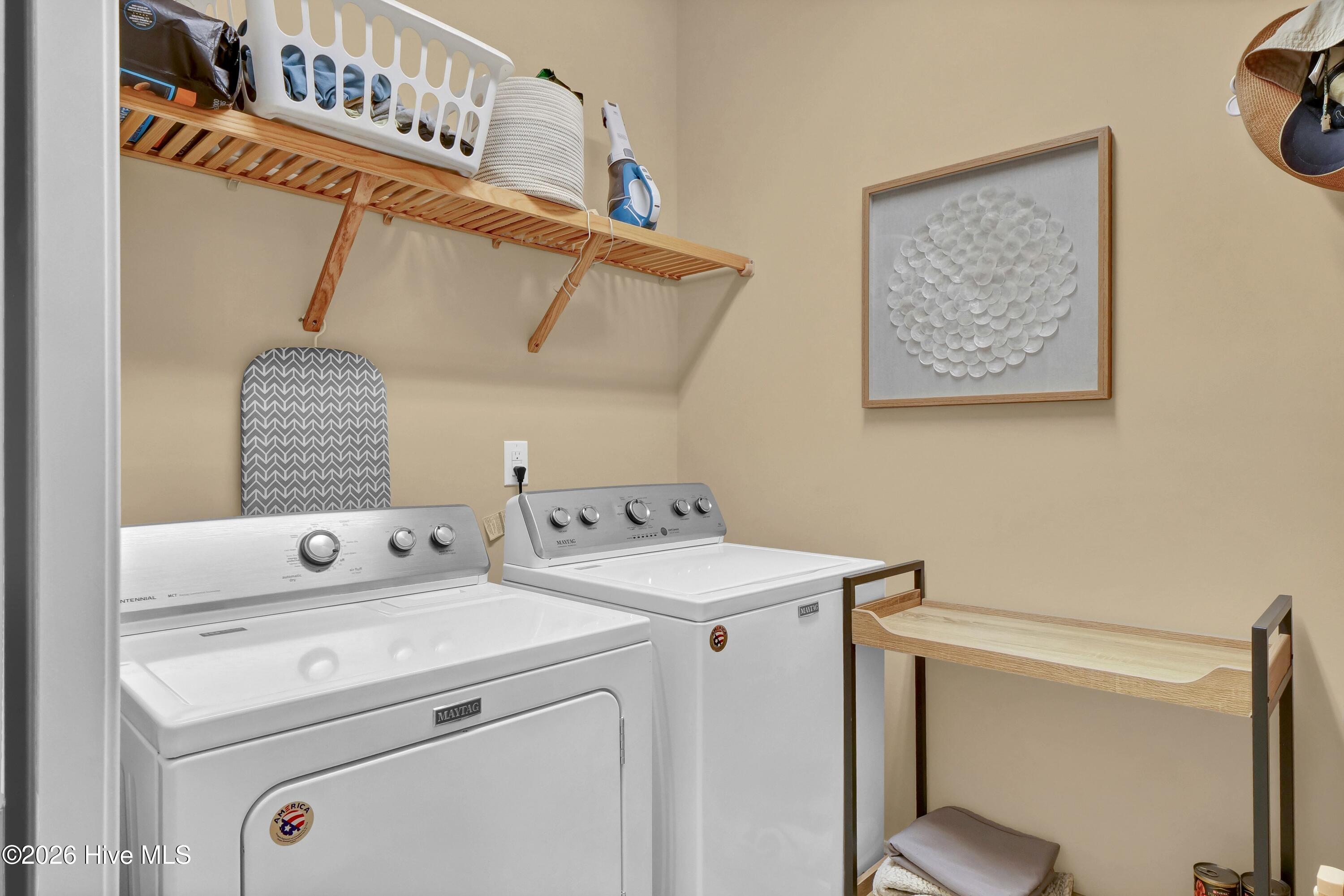 100561257 | Photo 21