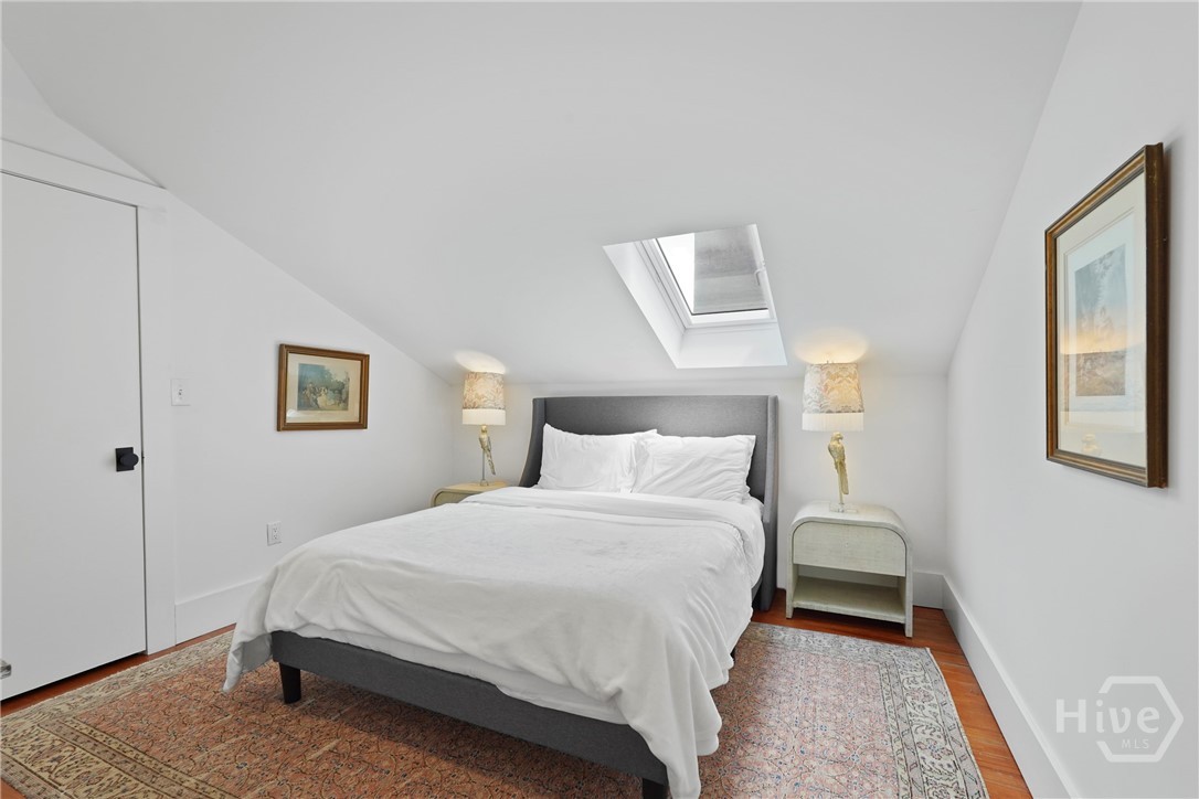 415 Whitaker Street, Savannah, GA, 31401