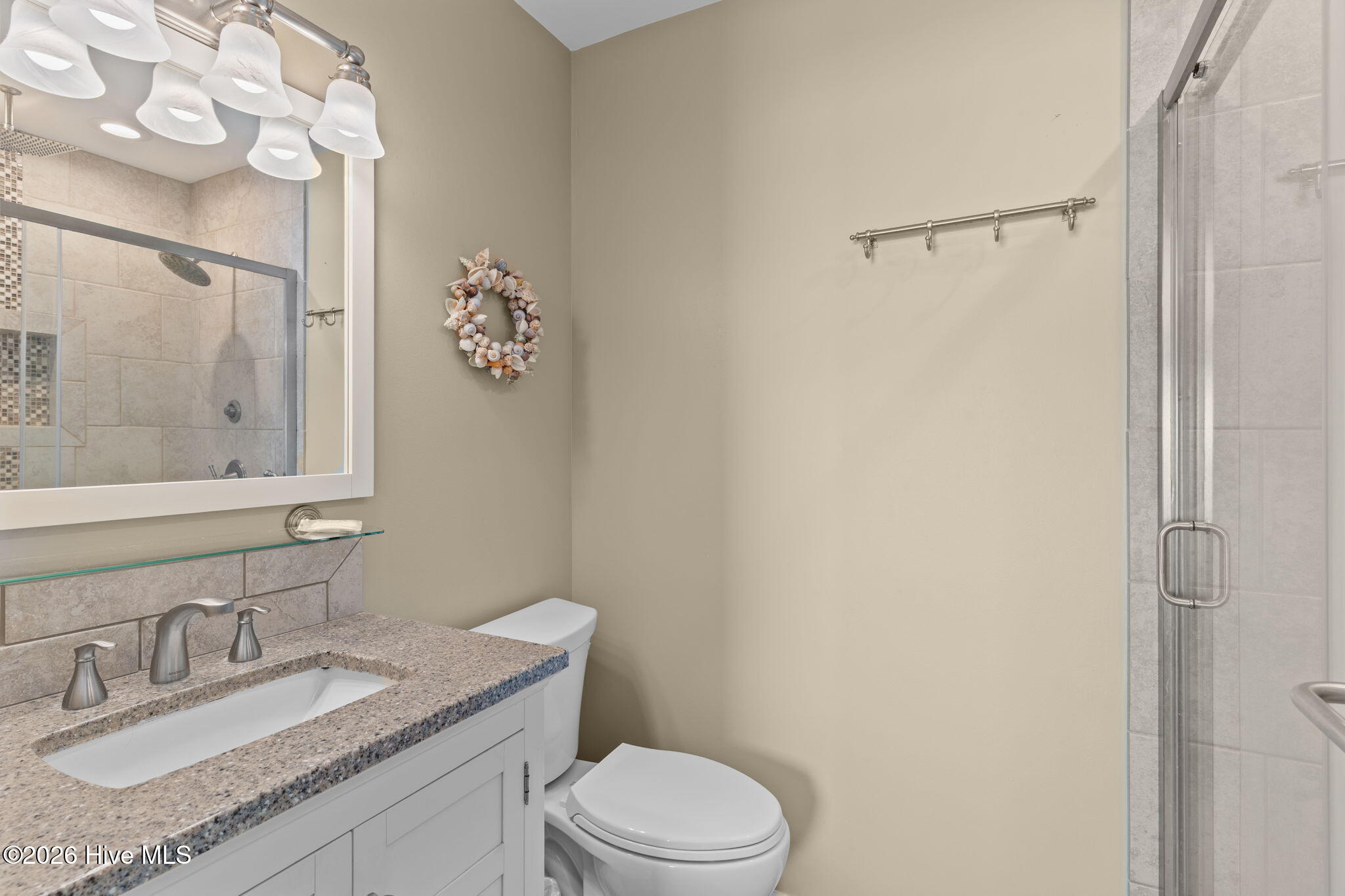 100551094 | Photo 20