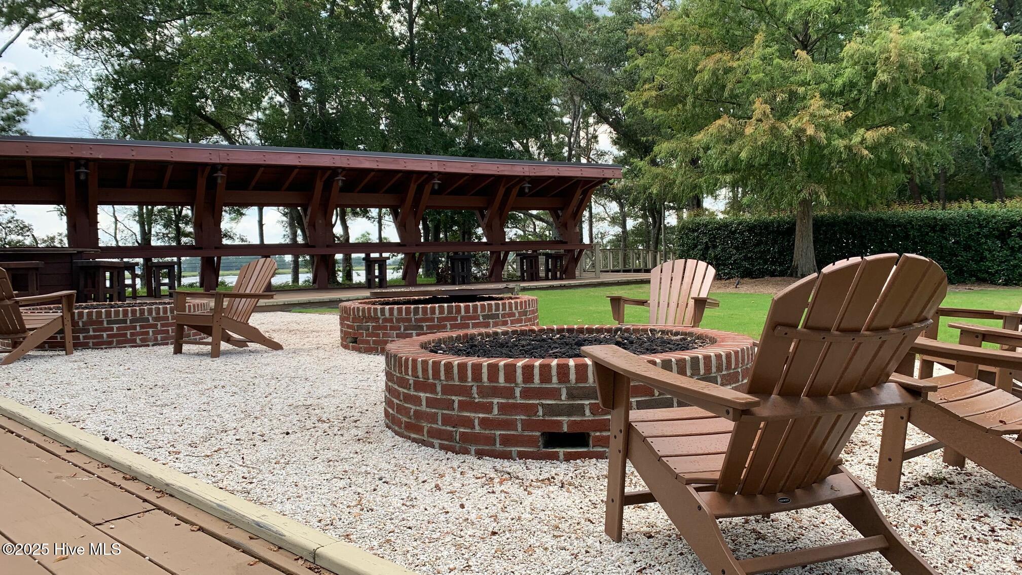 100524366 | Photo 98