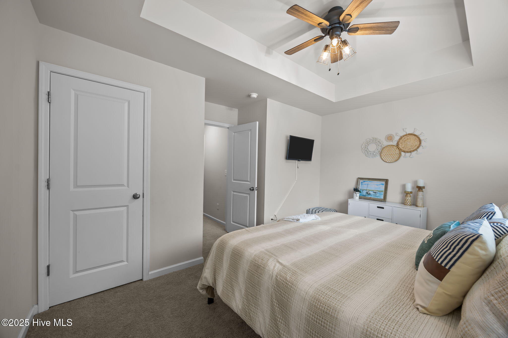 100535538 | Photo 31