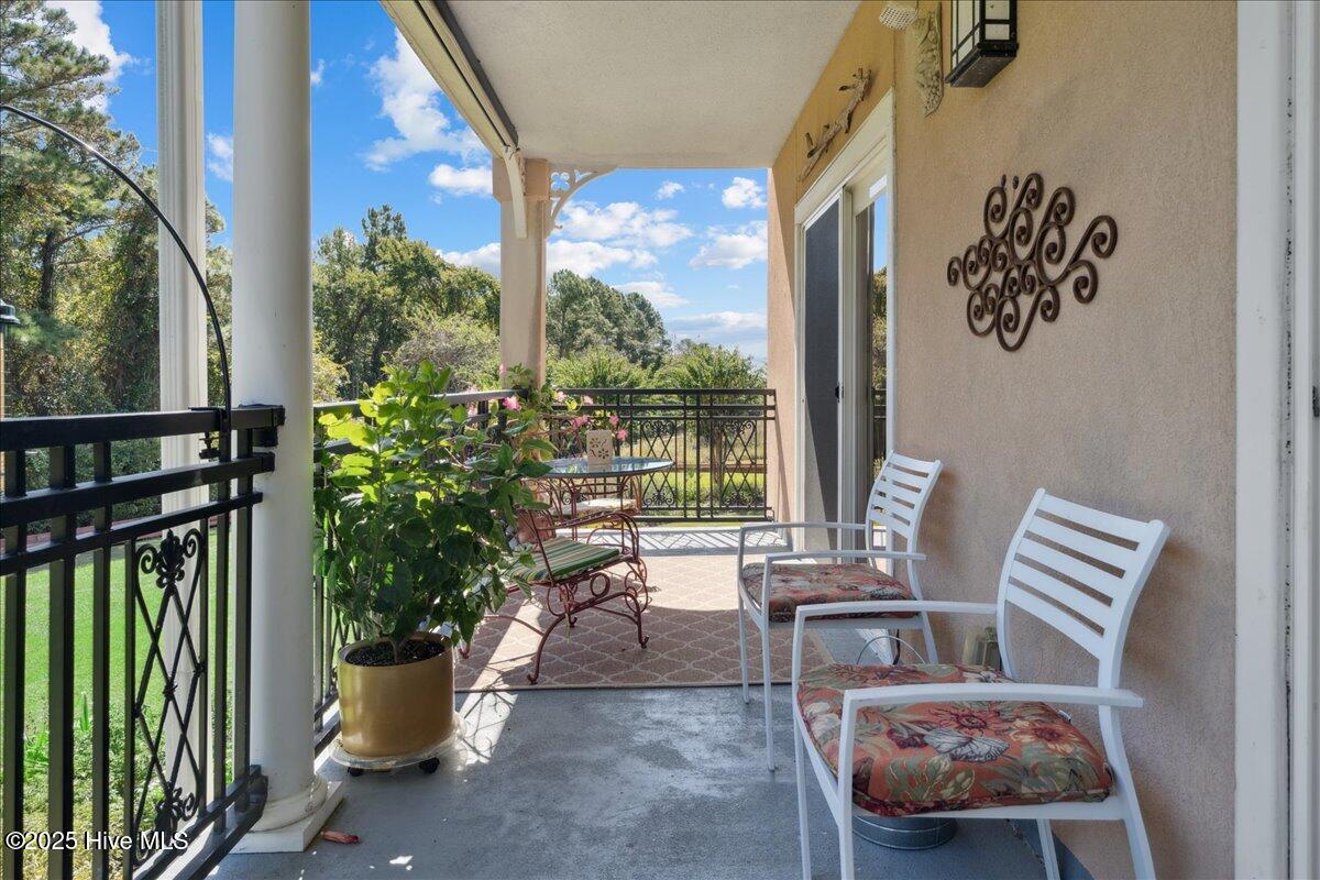 100553393 | Photo 10