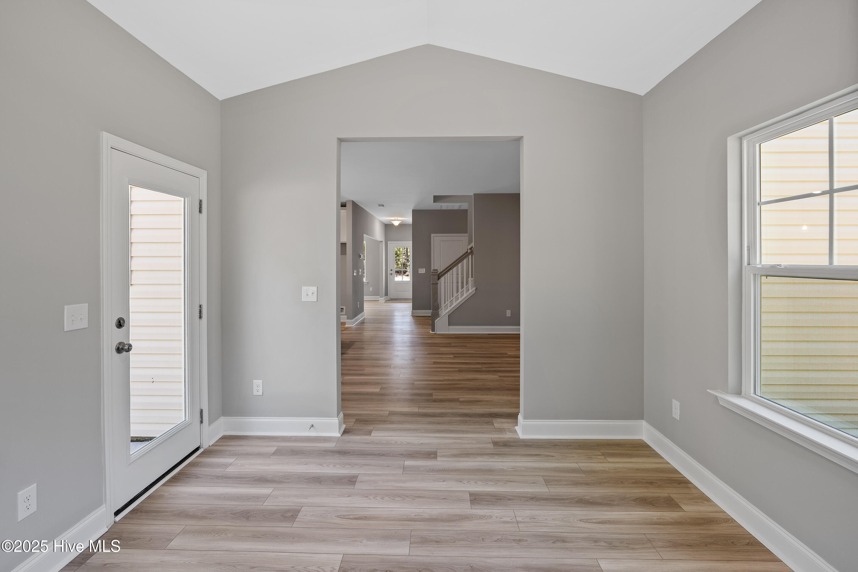 100515250 | Photo 19