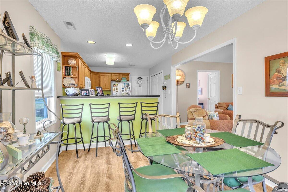 100521178 | Photo 14