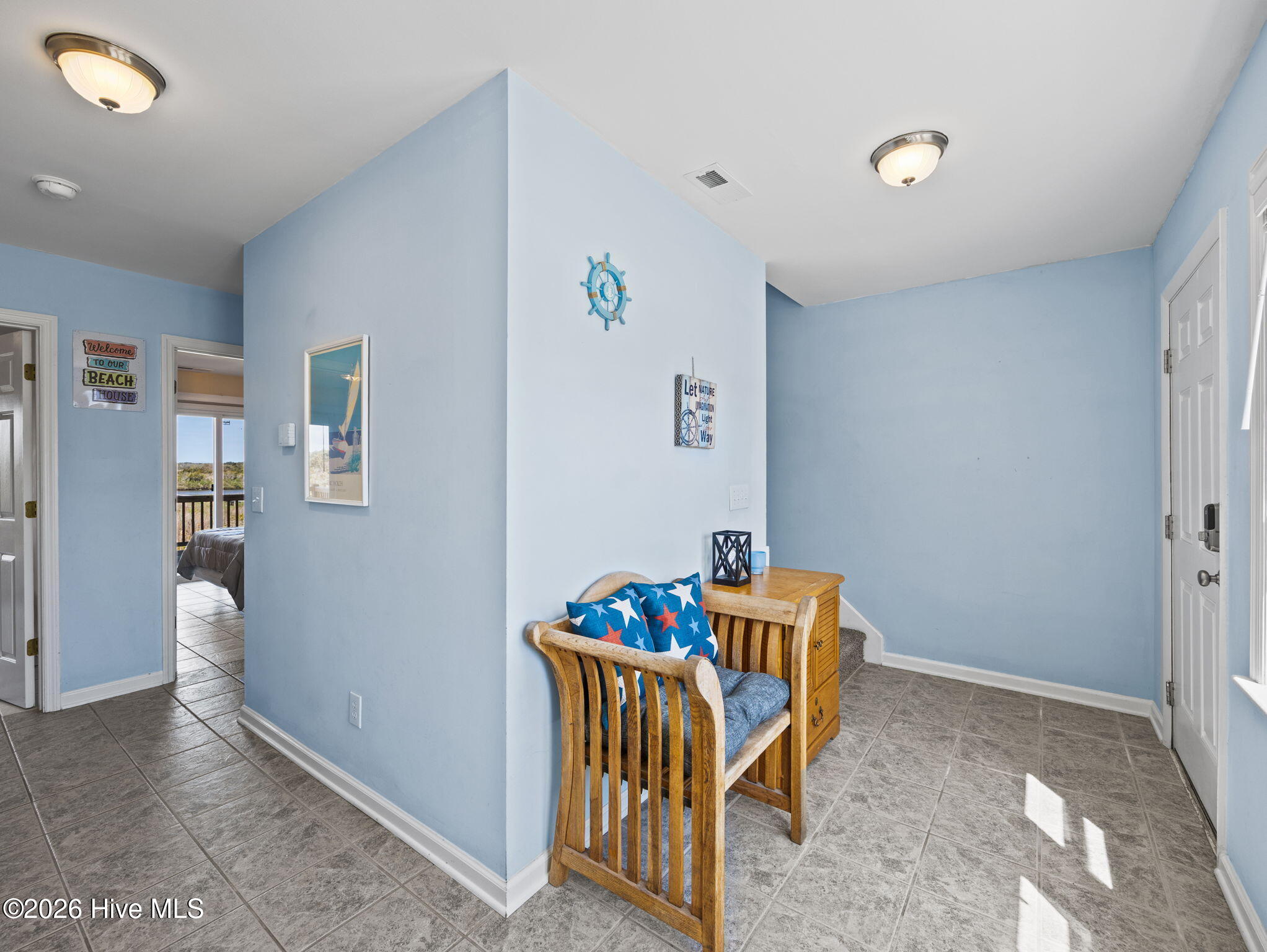 100564989 | Photo 20