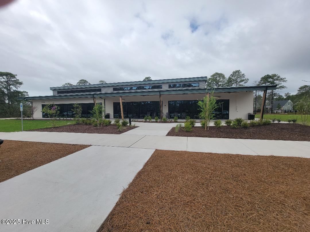 100547703 | Photo 74