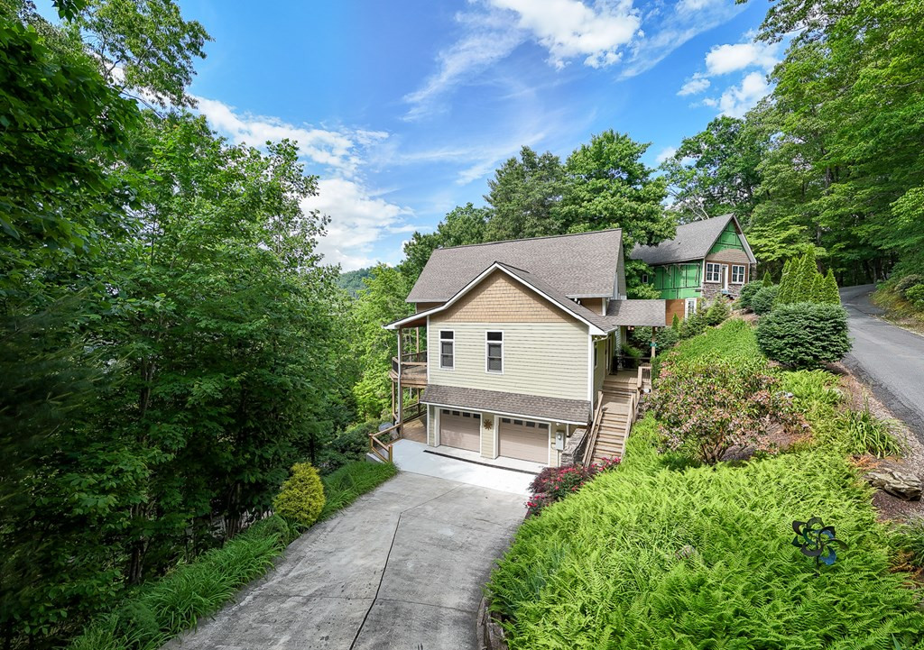 Exterior photo of 113 Snowbird Trail, Robbinsville, NC 28771. MLS: 98544649