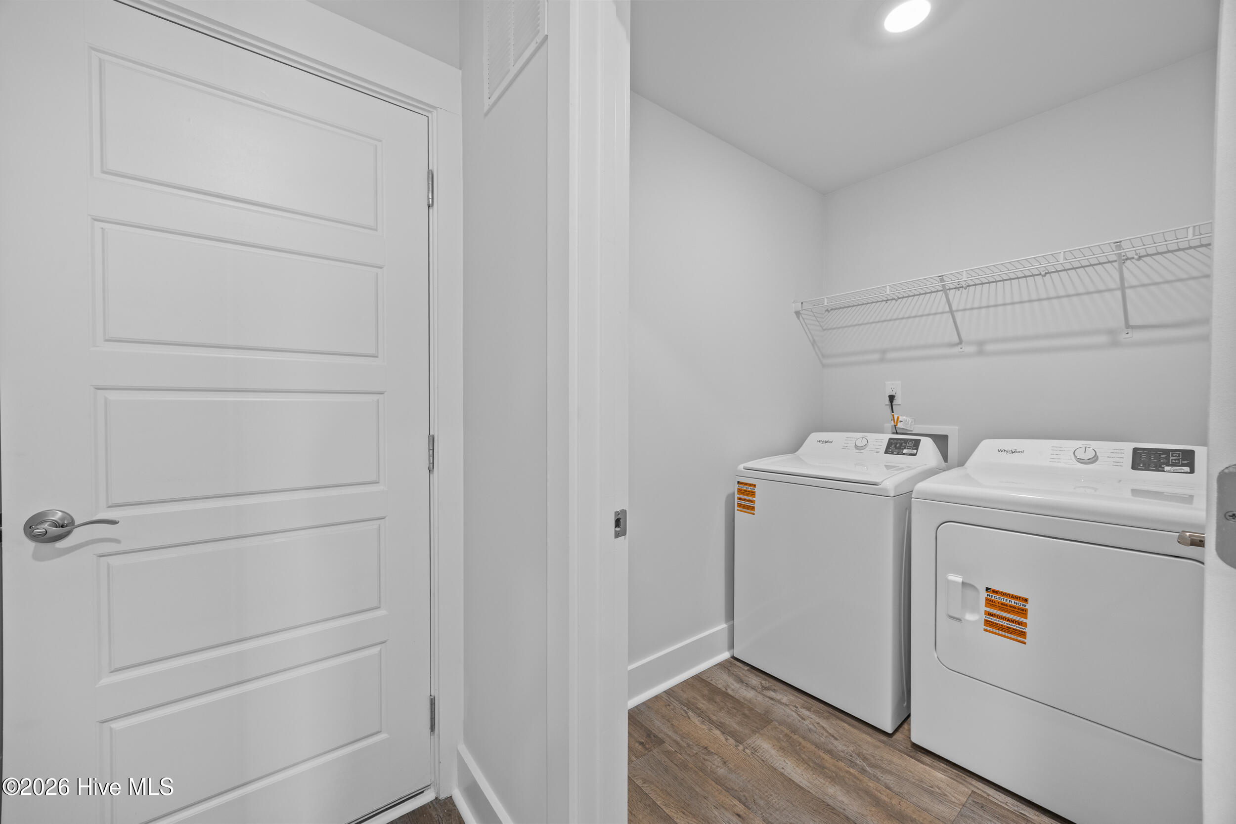 100547458 | Photo 36