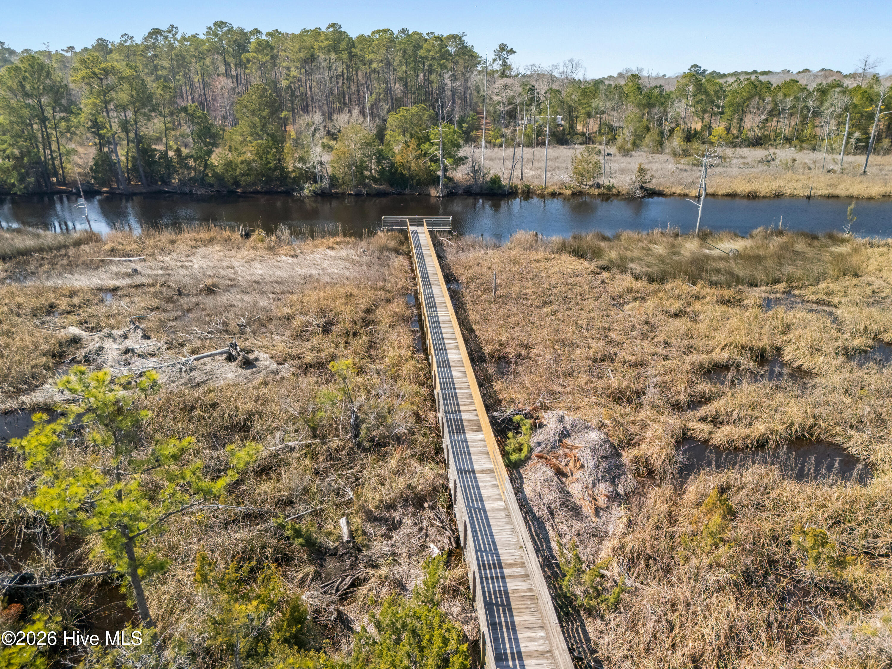 100561670 | Photo 29