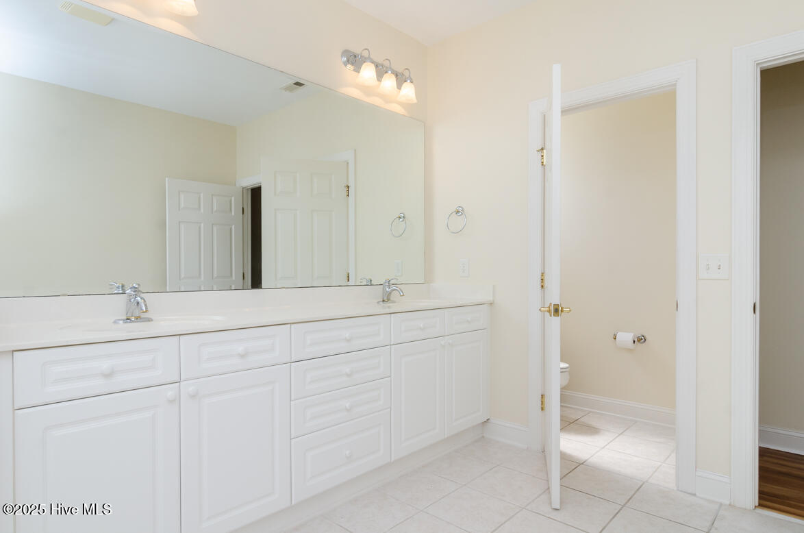 100539941 | Photo 13