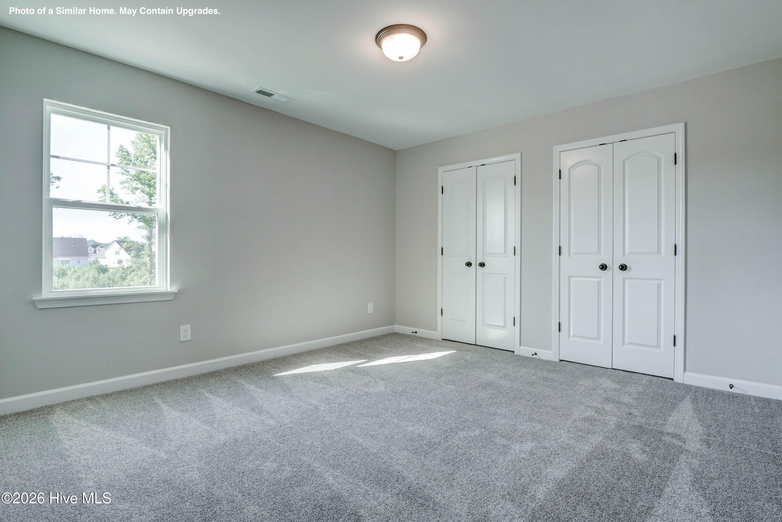 100567172 | Photo 28