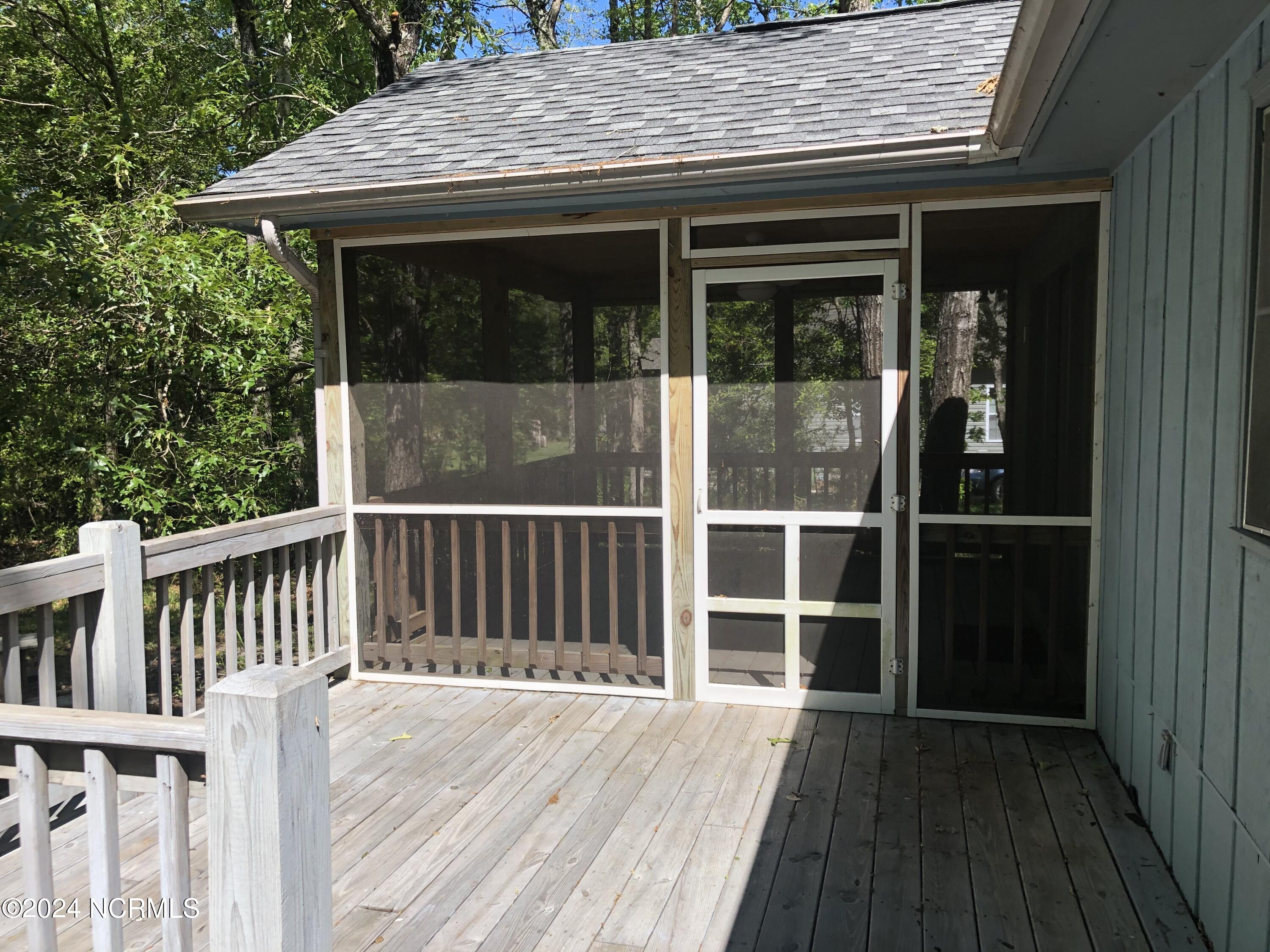 100535246 | Photo 12