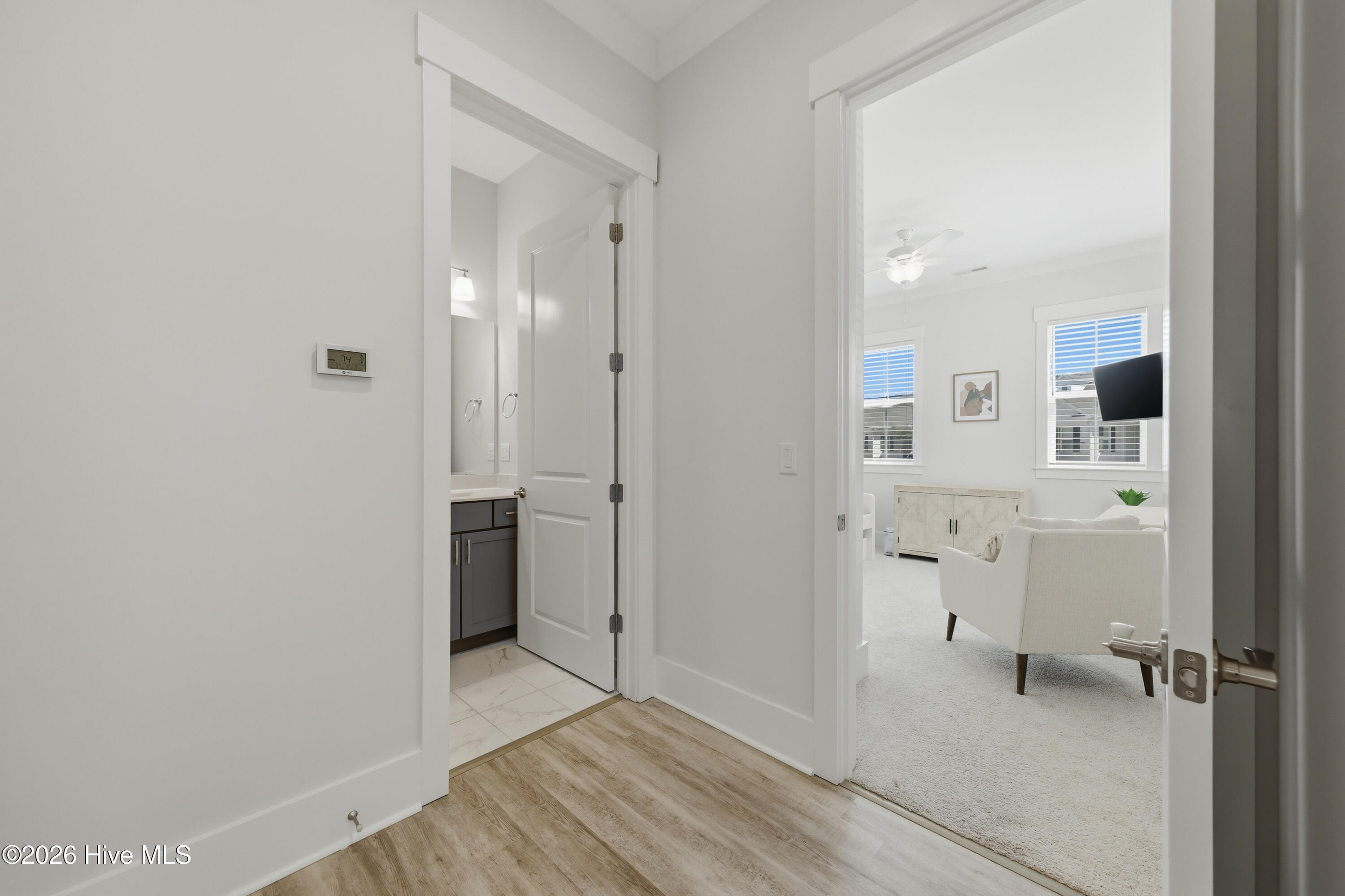 100568121 | Photo 26