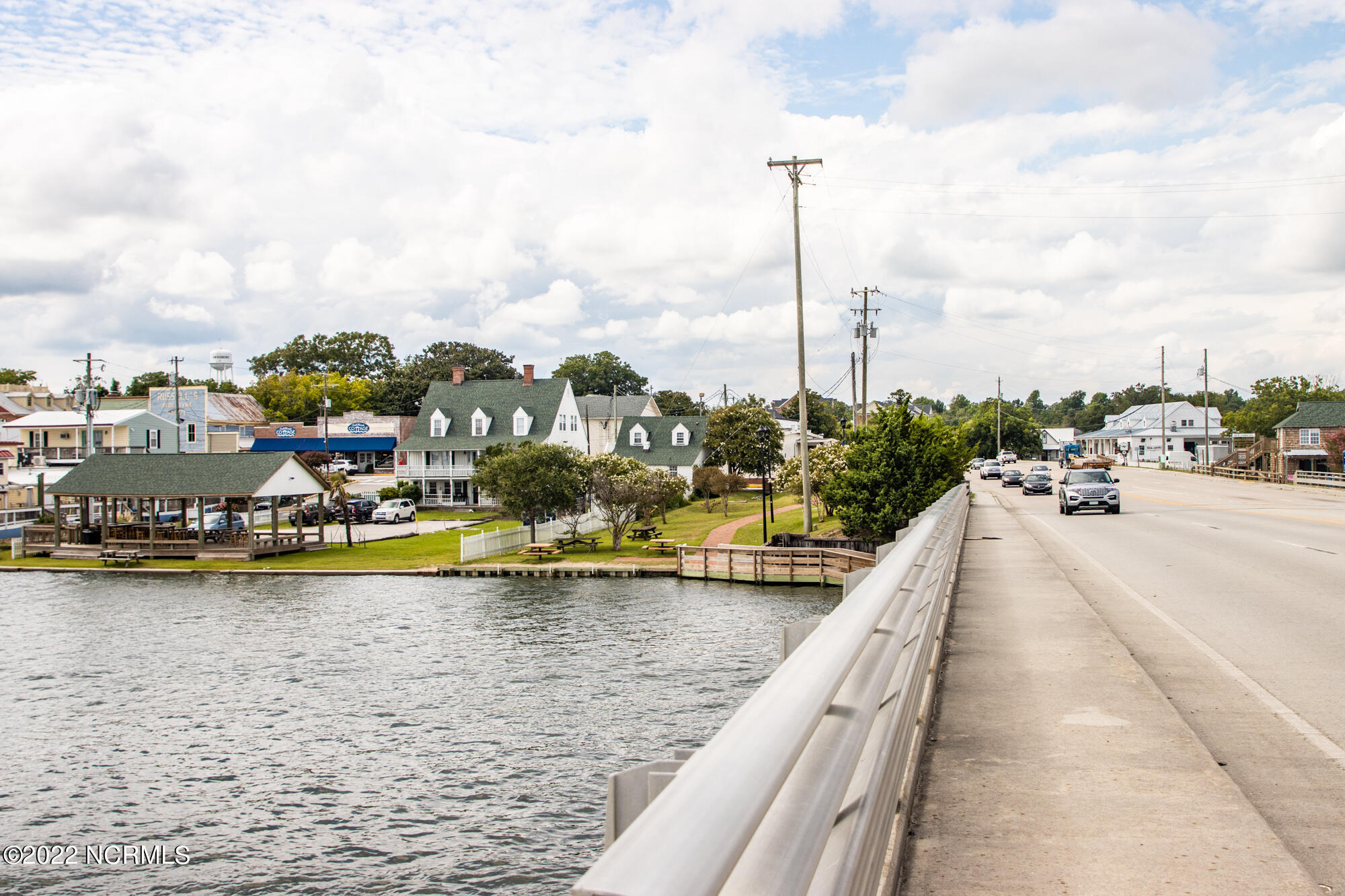 100345940 | Photo 11