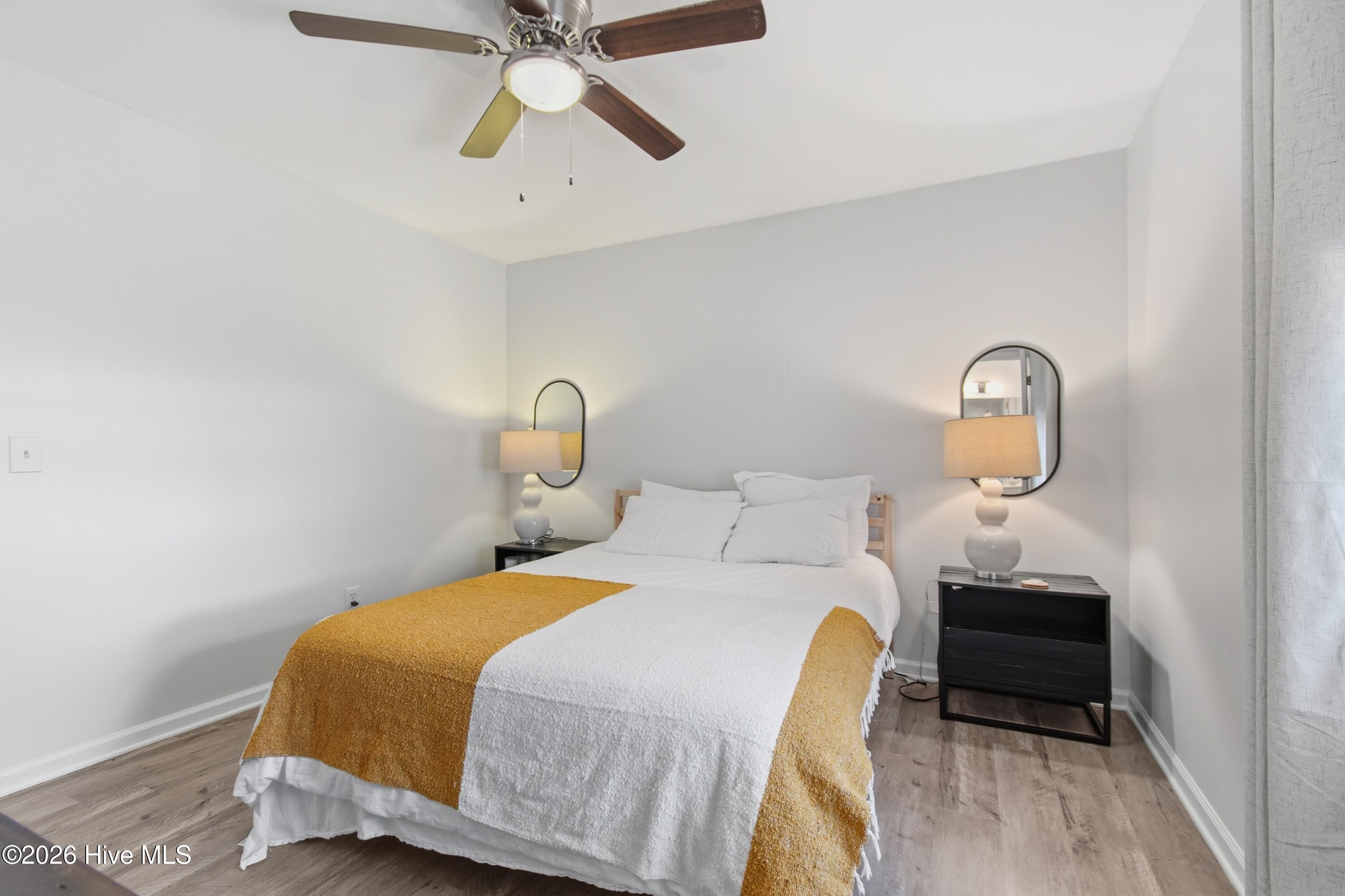 100561306 | Photo 26