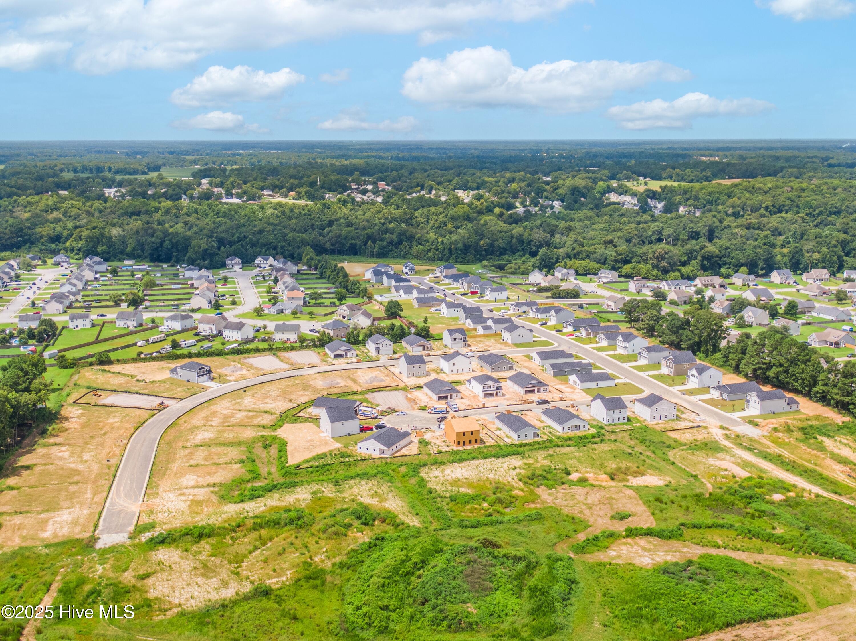 100536904 | Photo 35