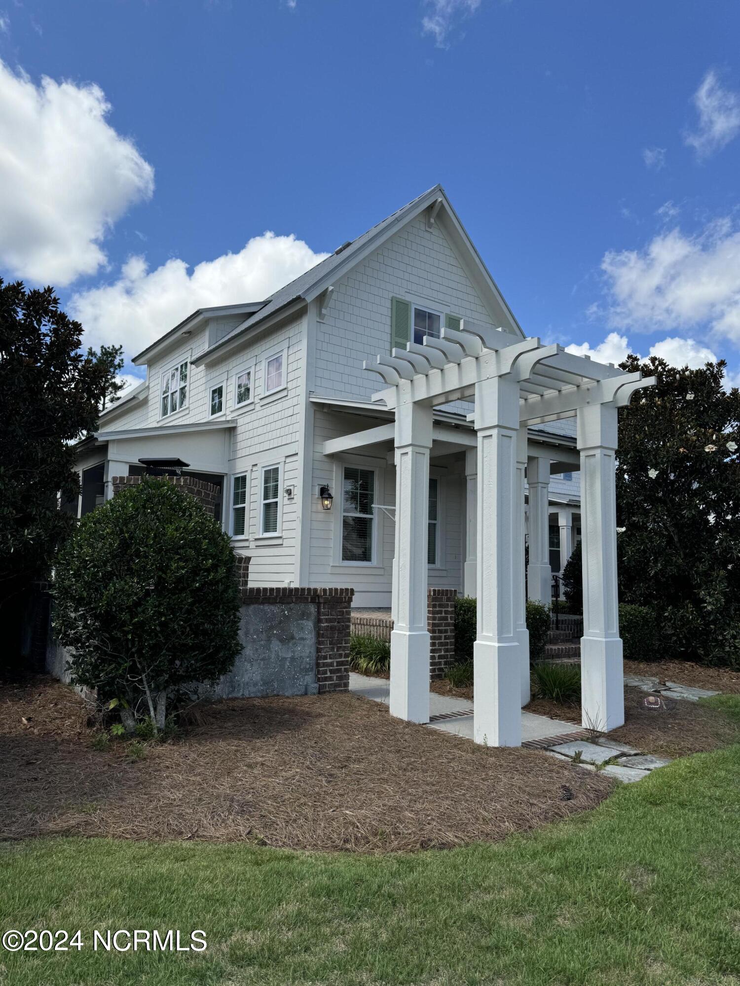 100555381 | Photo 38