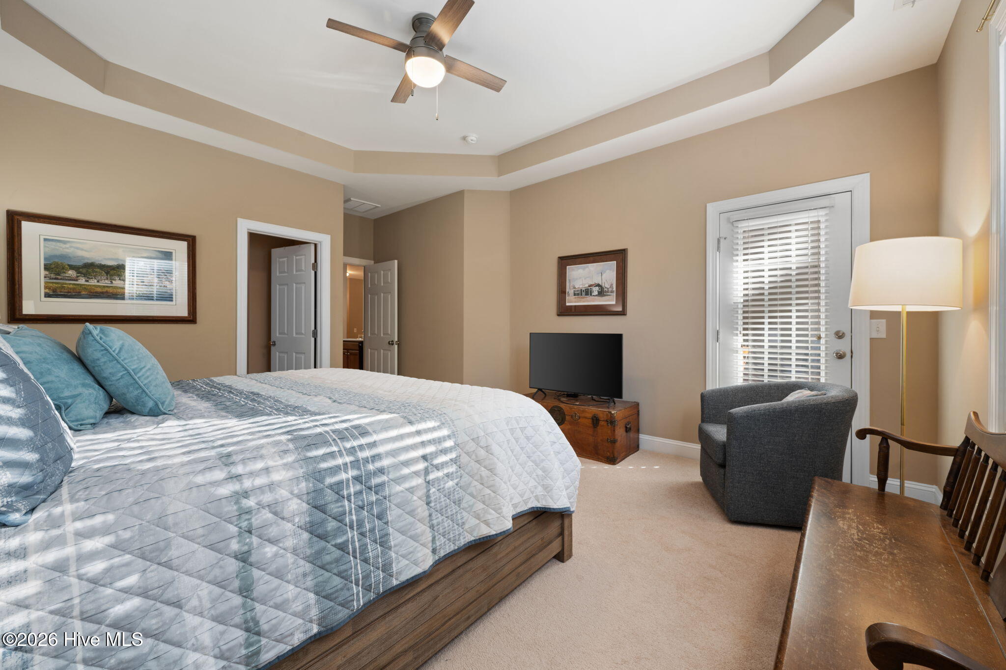 100558901 | Photo 17