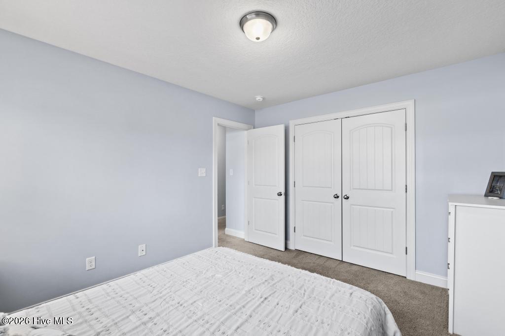 100560376 | Photo 24