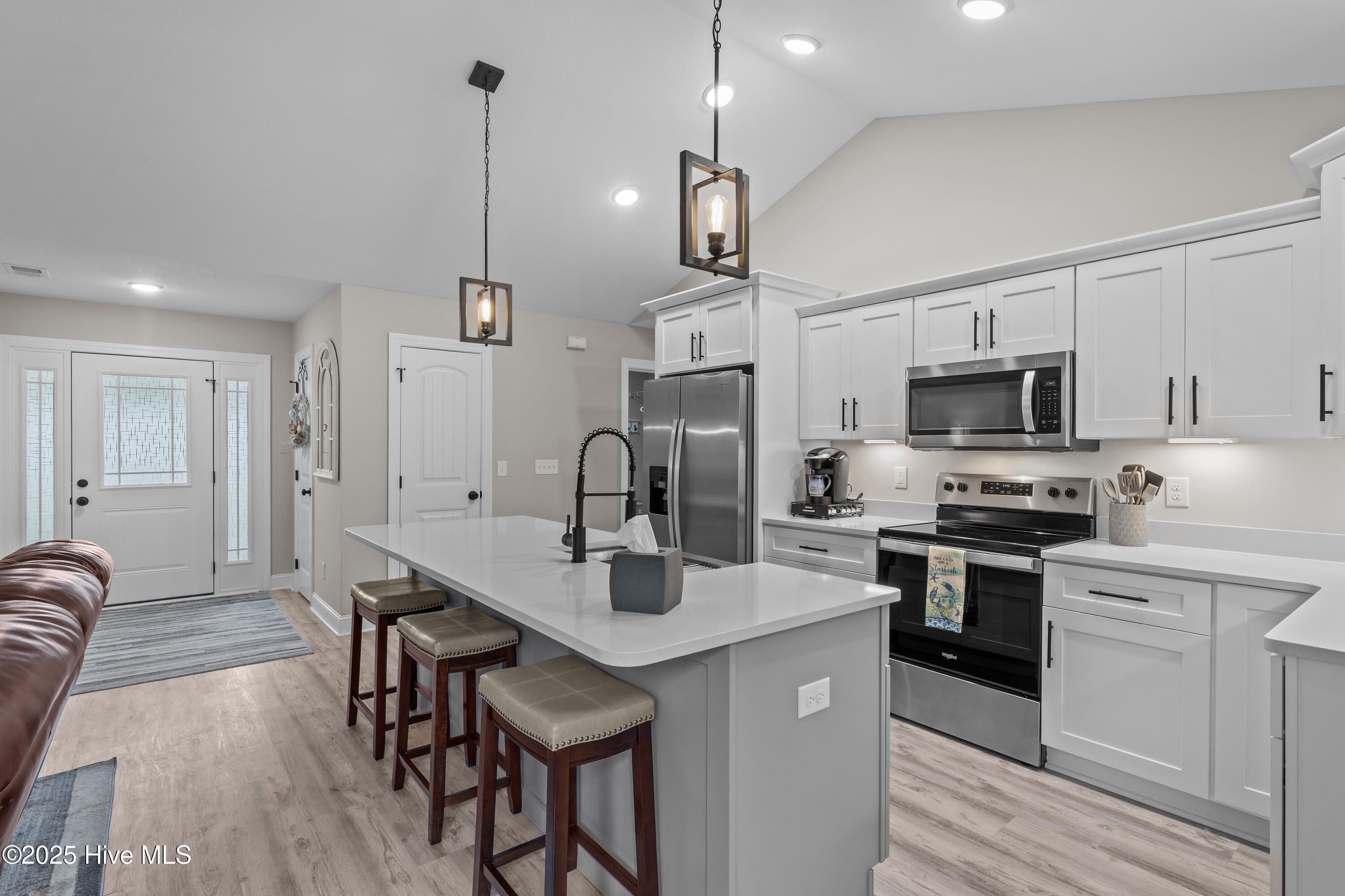 100522154 | Photo 13