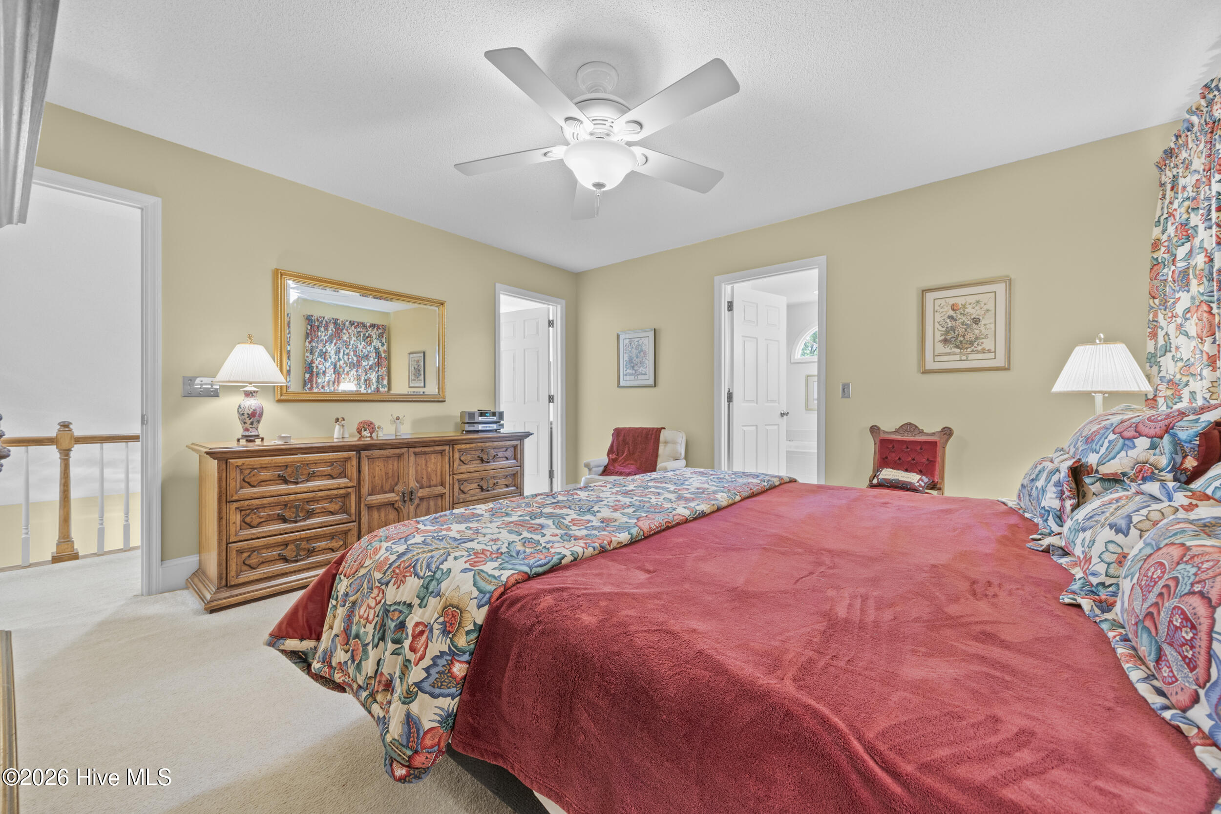 100564035 | Photo 41