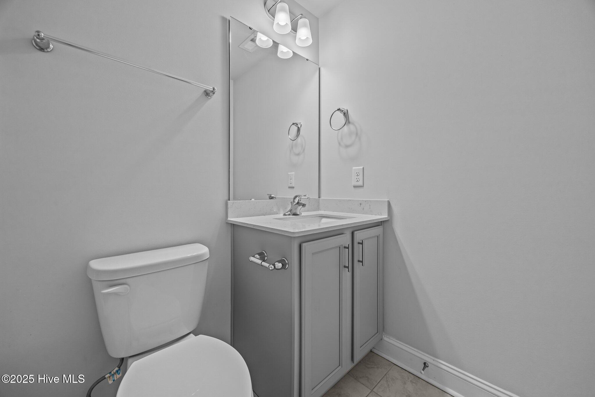 100503242 | Photo 50