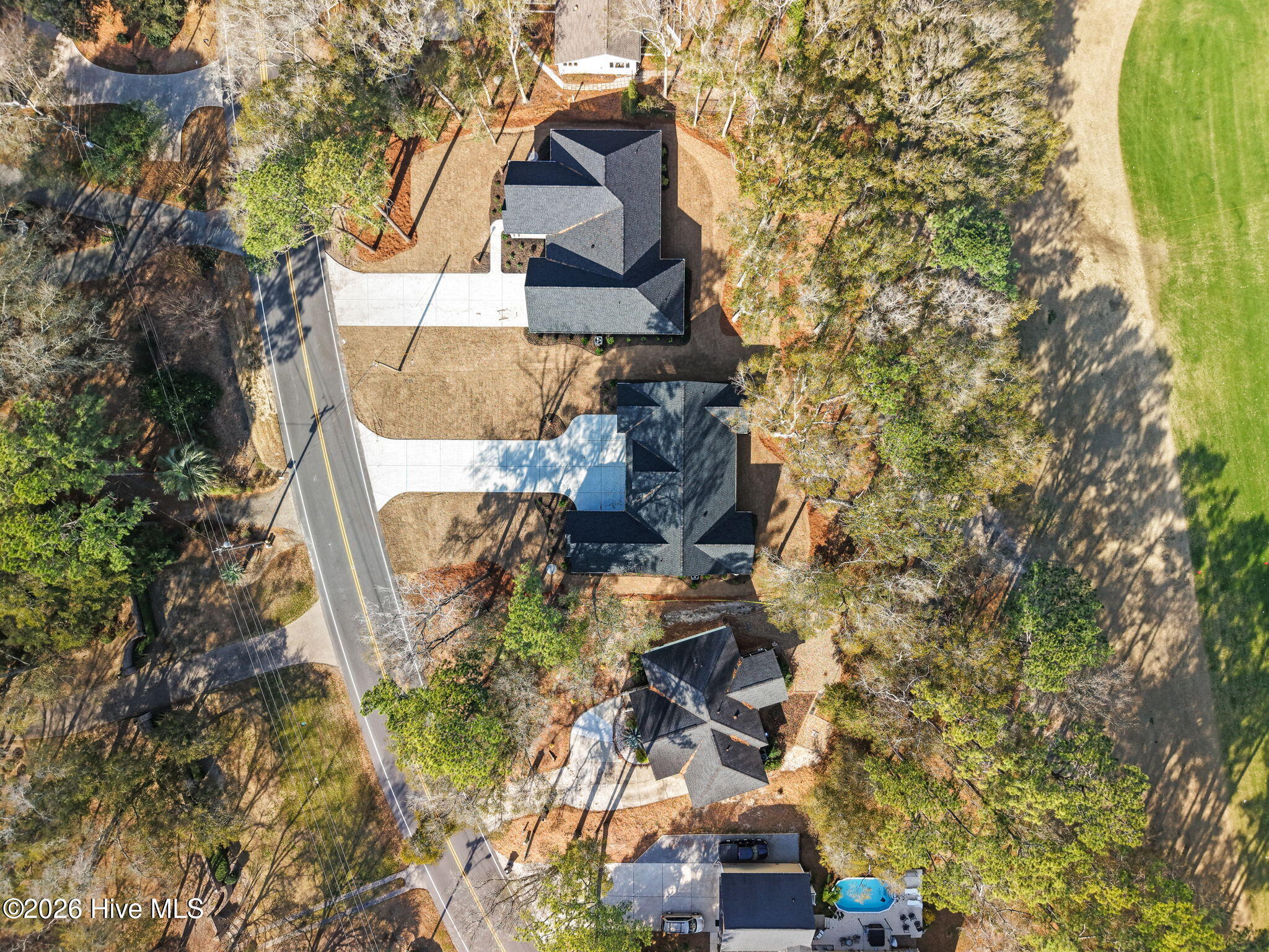 100558111 | Photo 47