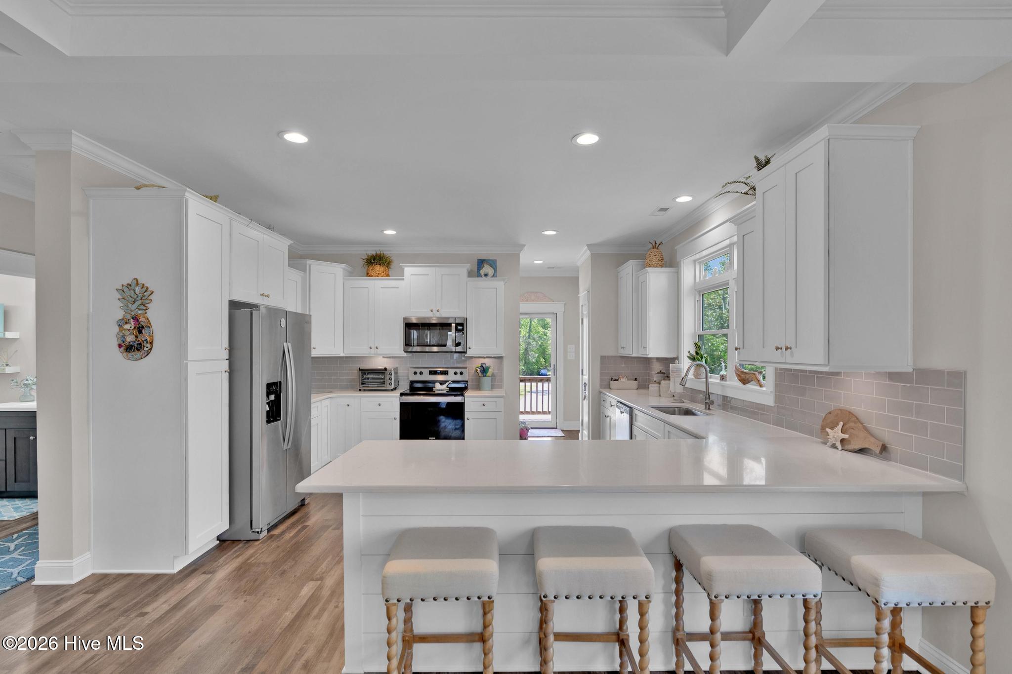 100569220 | Photo 11