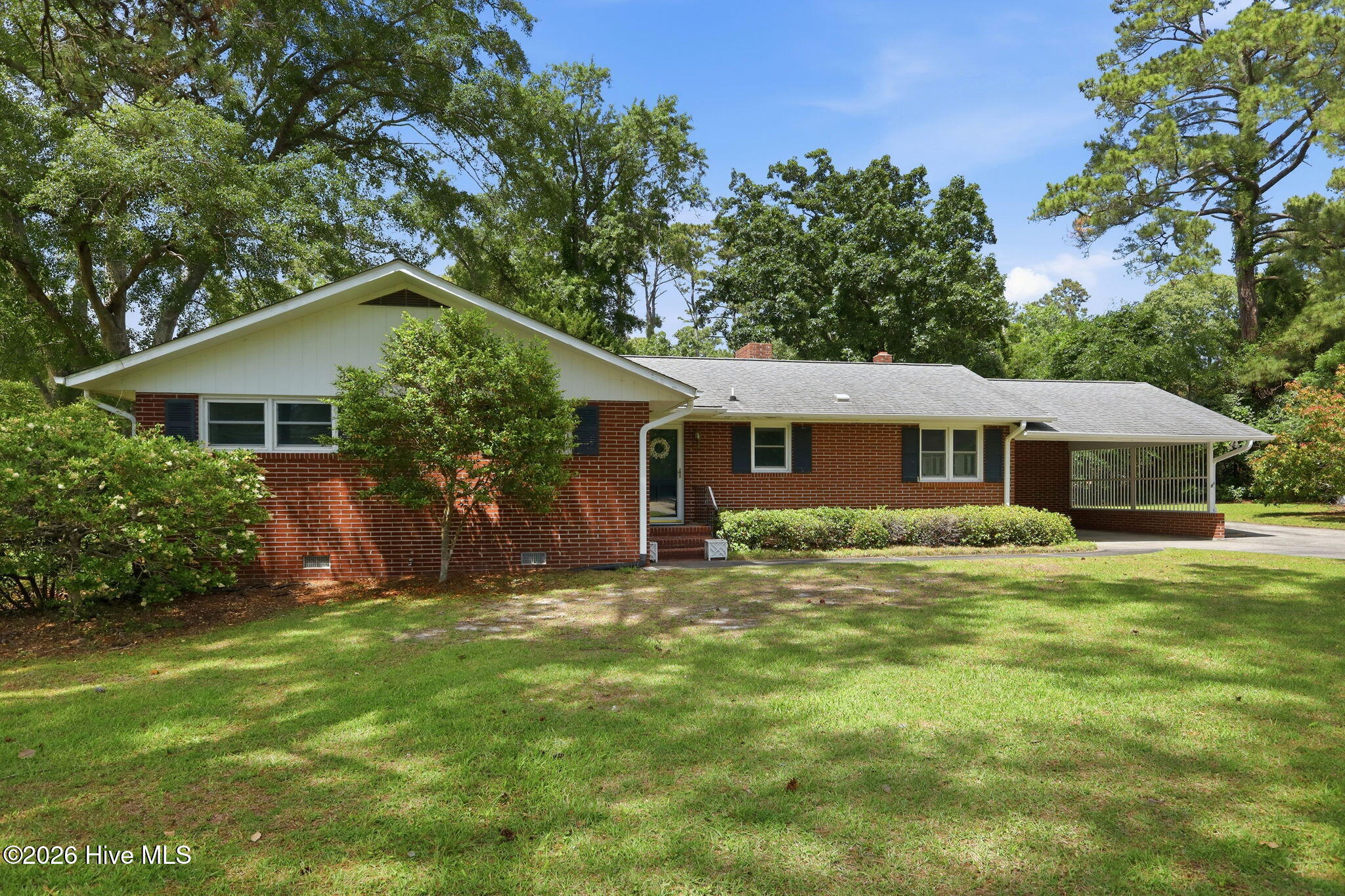 3030 Fairway Road,Morehead City