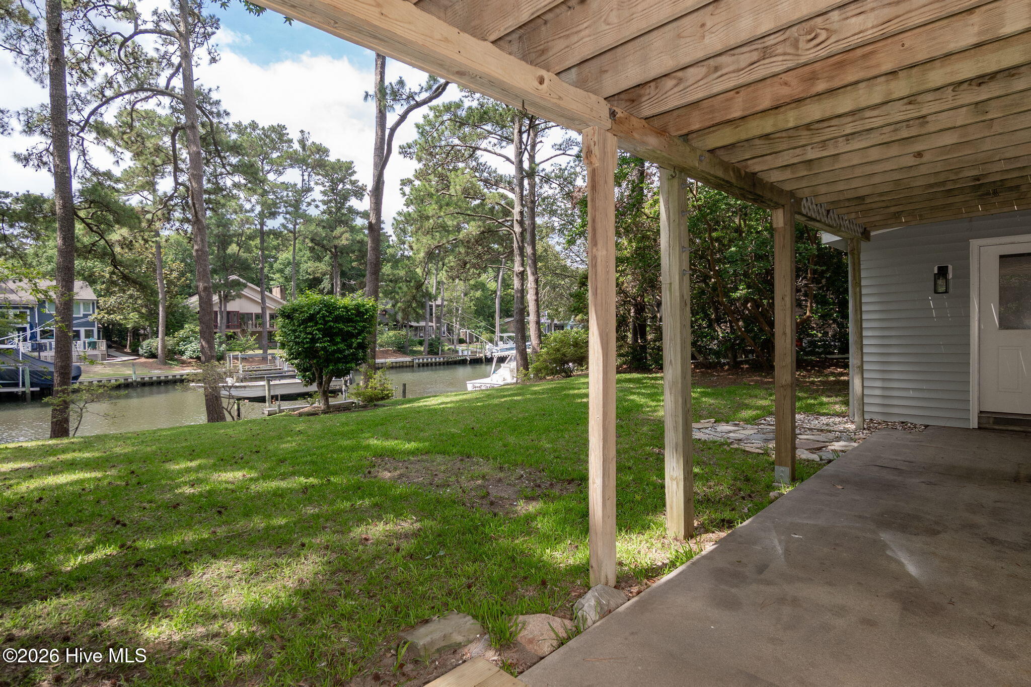 121 White Ash Drive,Pine Knoll Shores