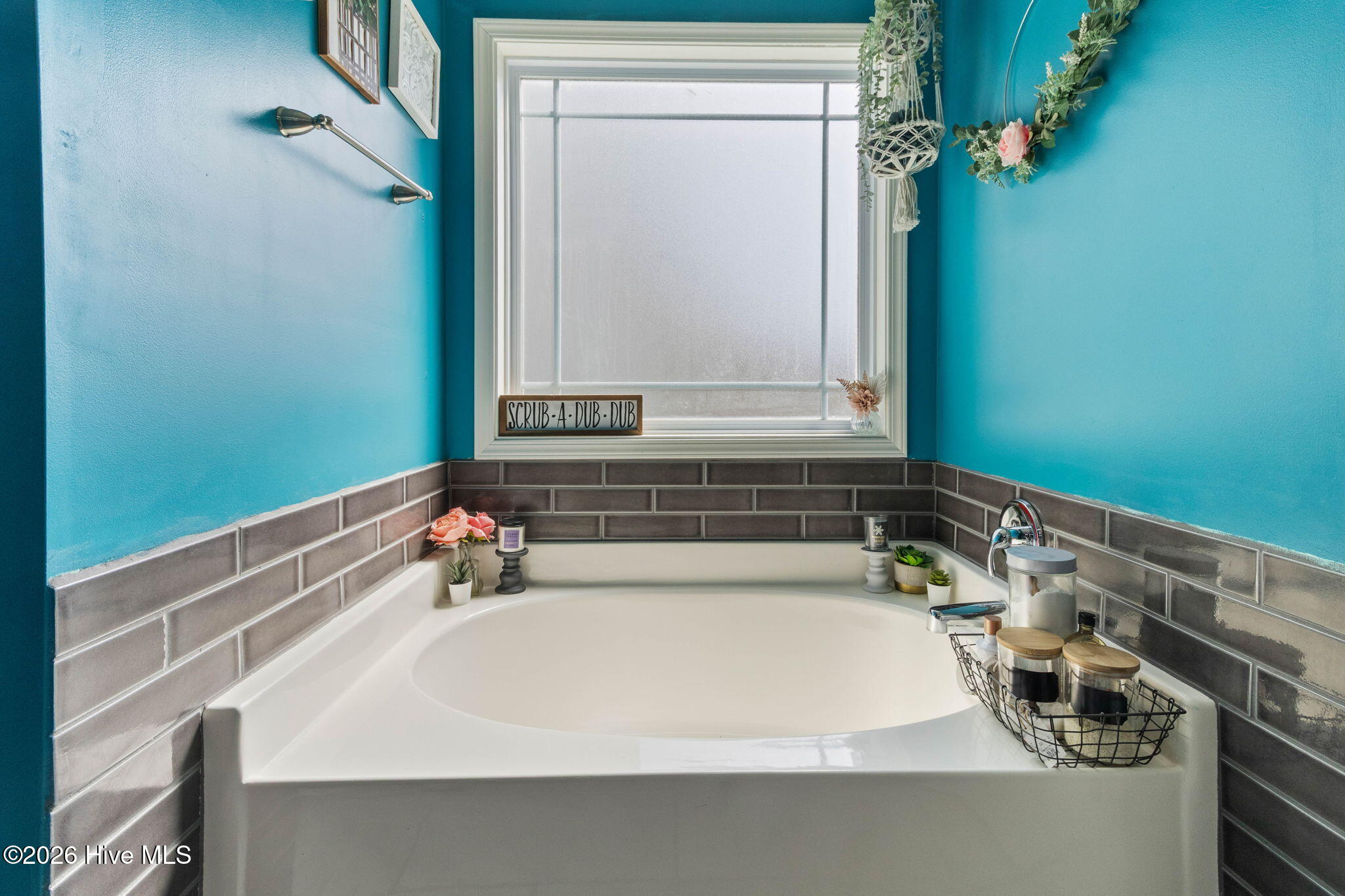 100556035 | Photo 20