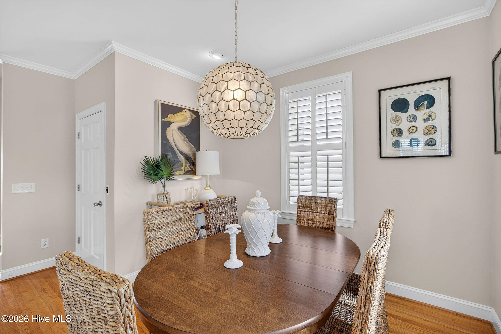 100558611 | Photo 26