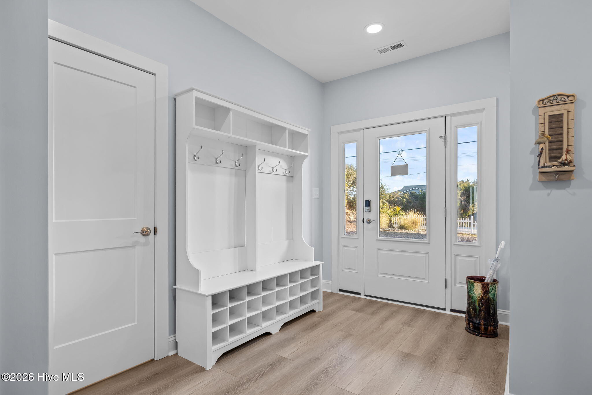 100551365 | Photo 15