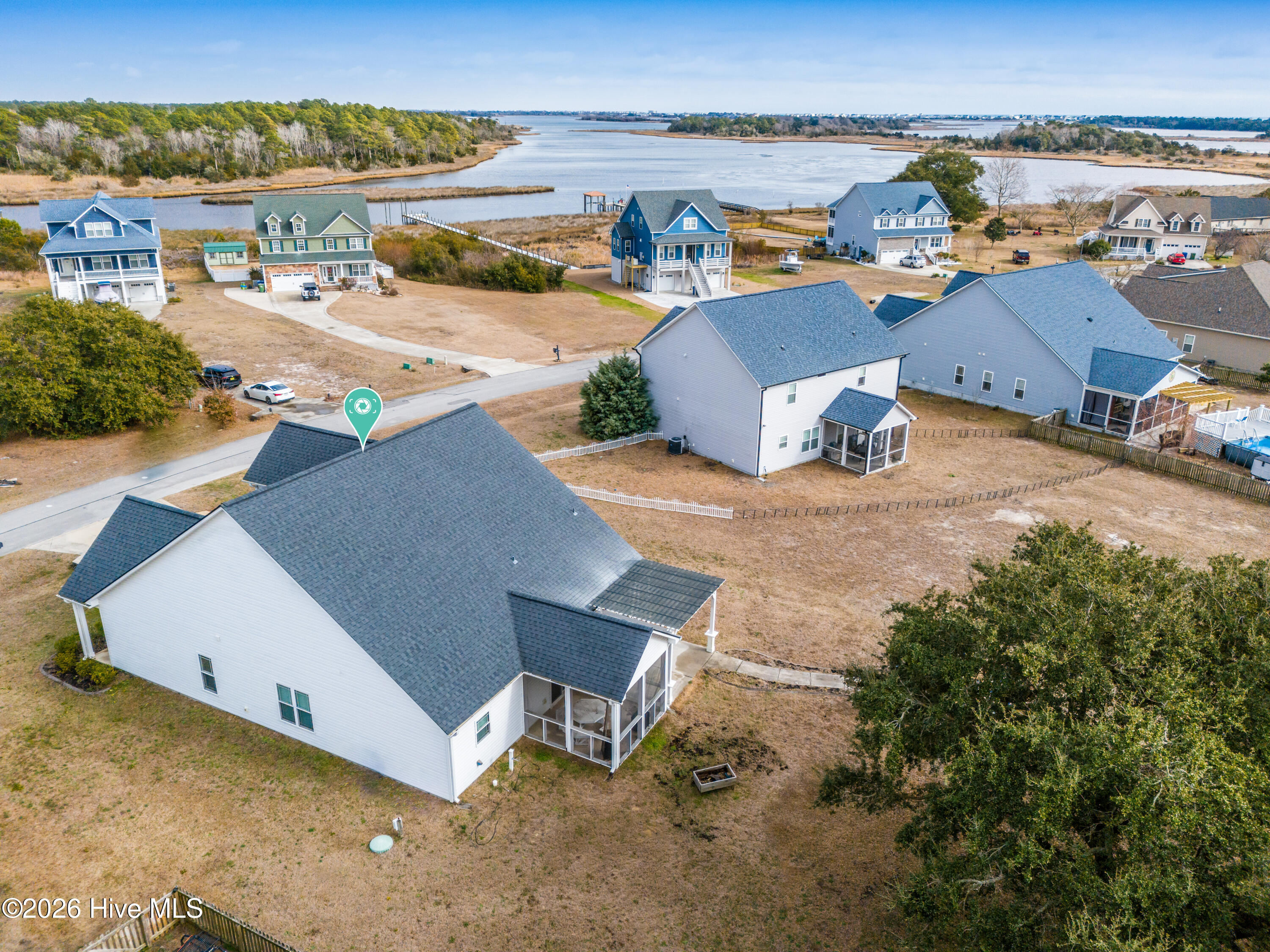 100548162 | Photo 34