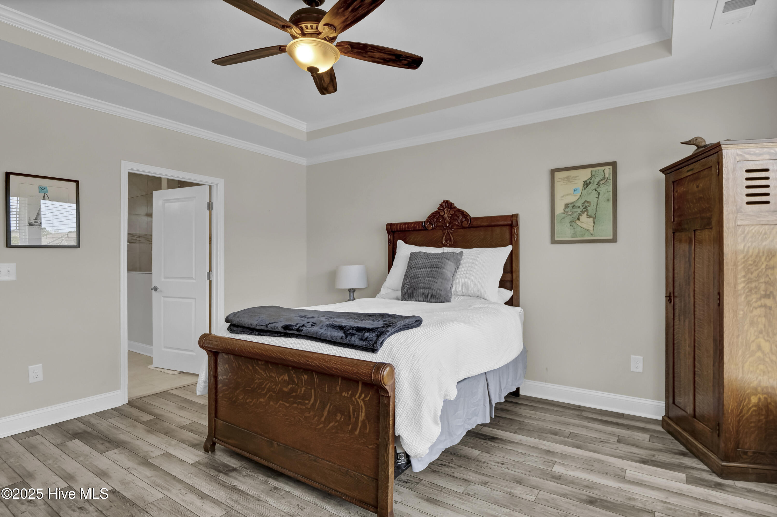 100501238 | Photo 18