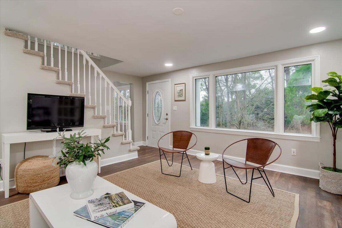 2303 Laurel Lane