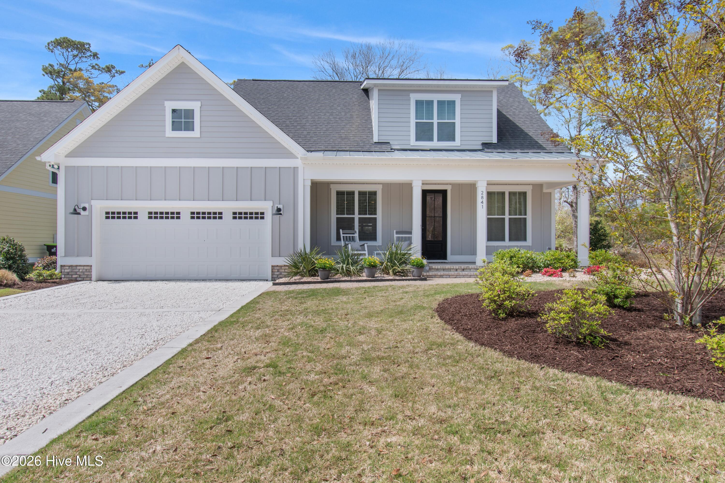 100565017 | Photo 89