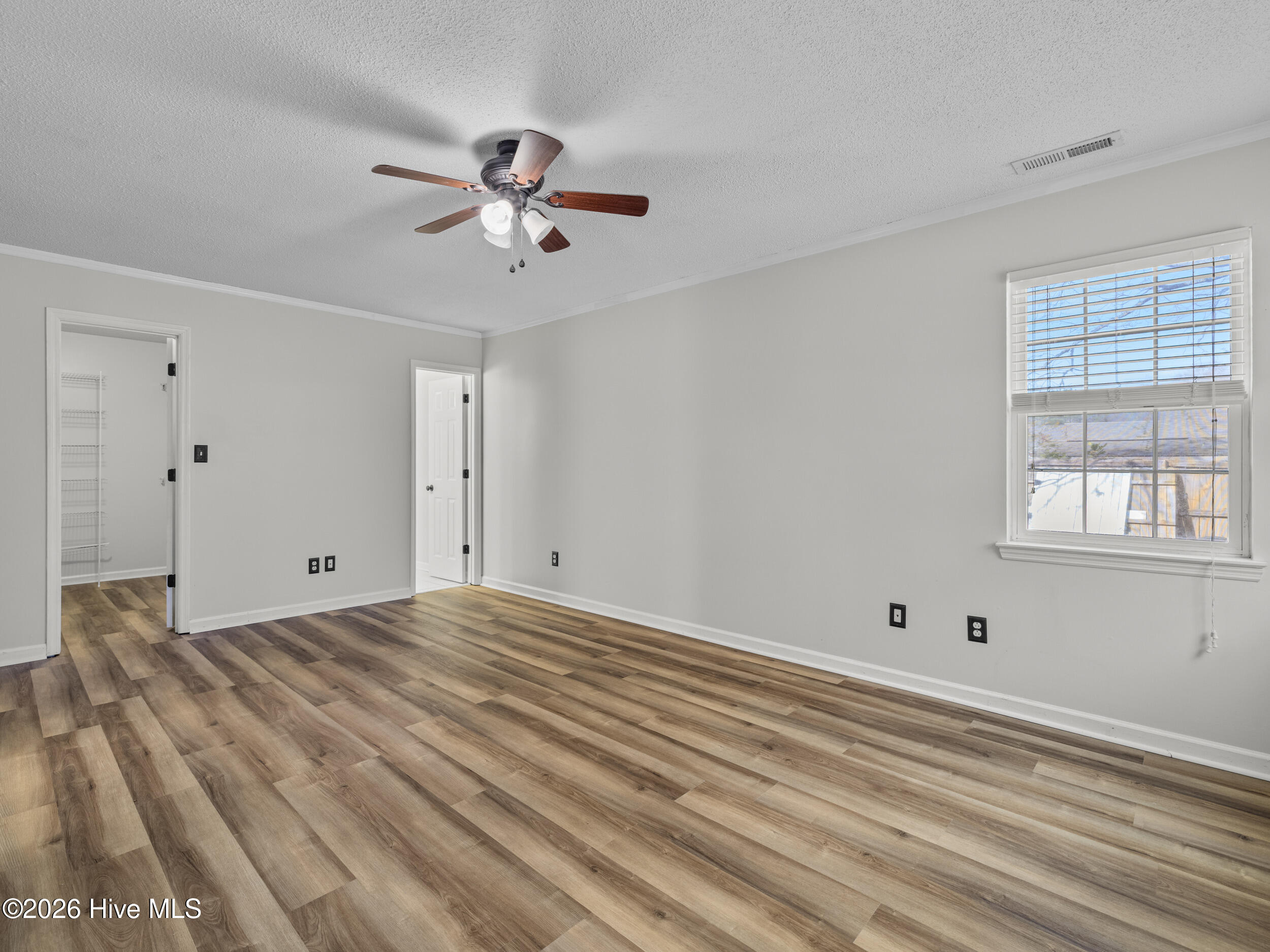 100550311 | Photo 20