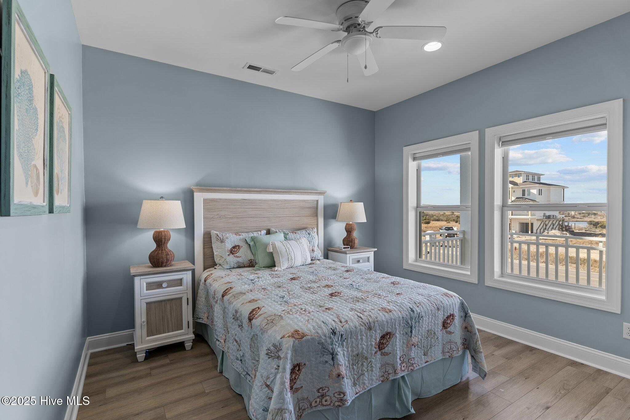 100539376 | Photo 11