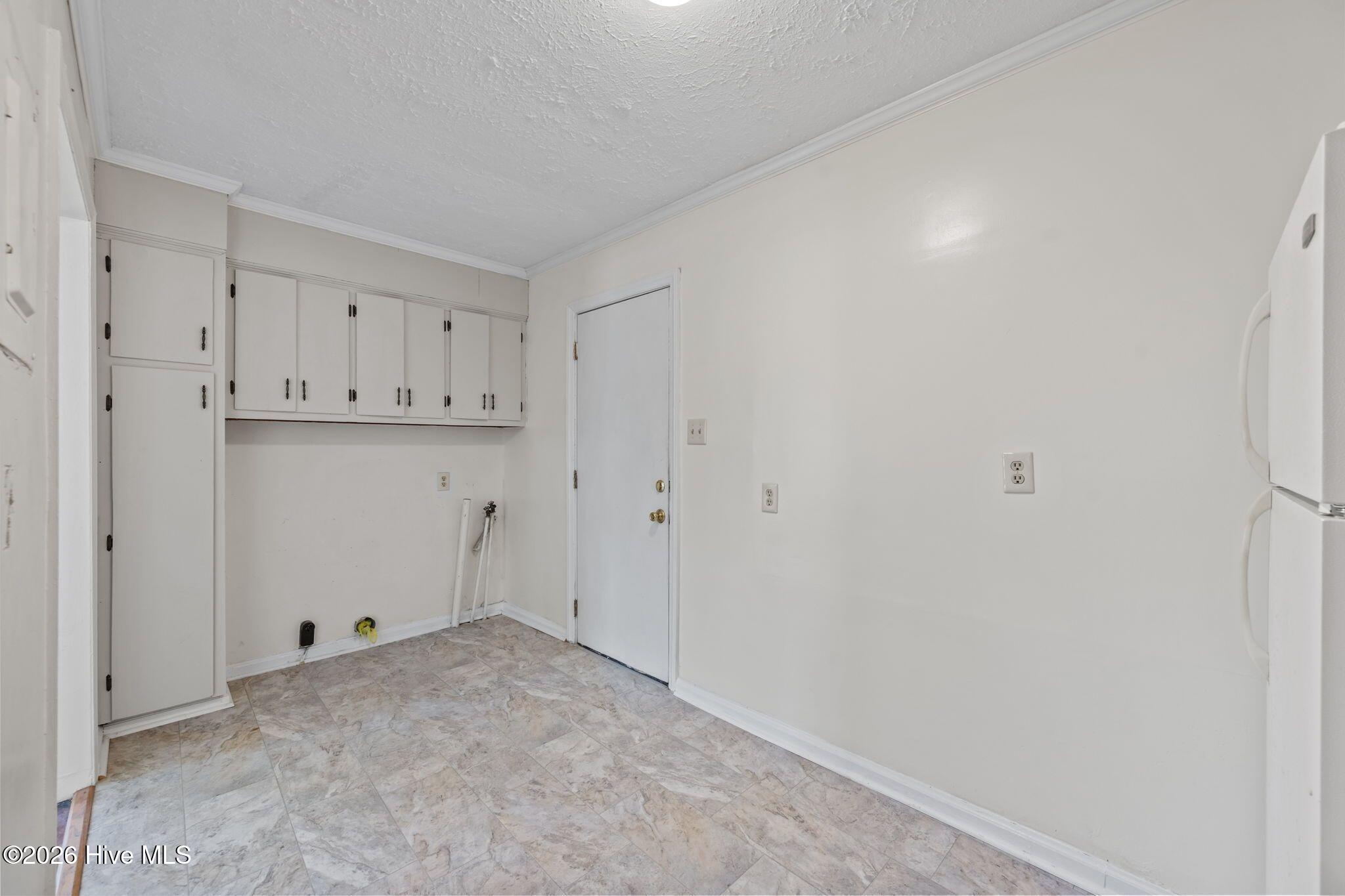 100562328 | Photo 30