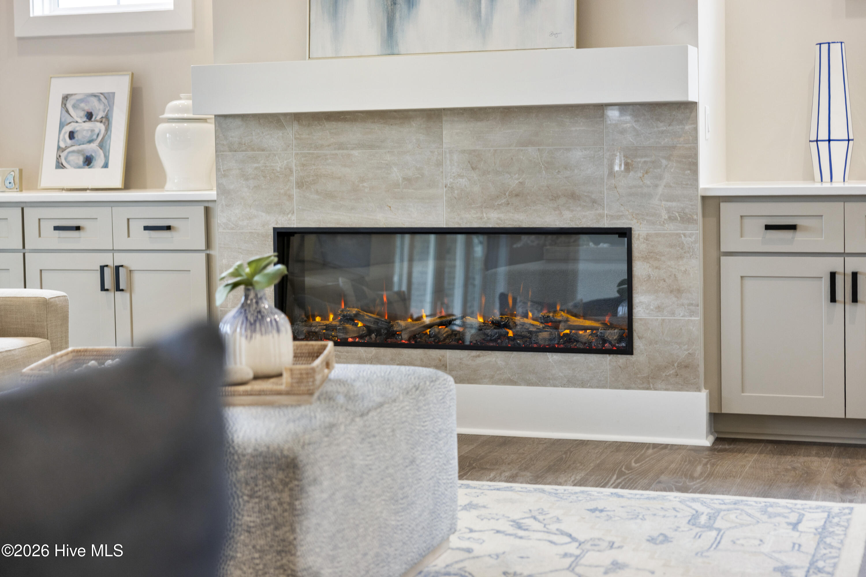 100537475 | Photo 46