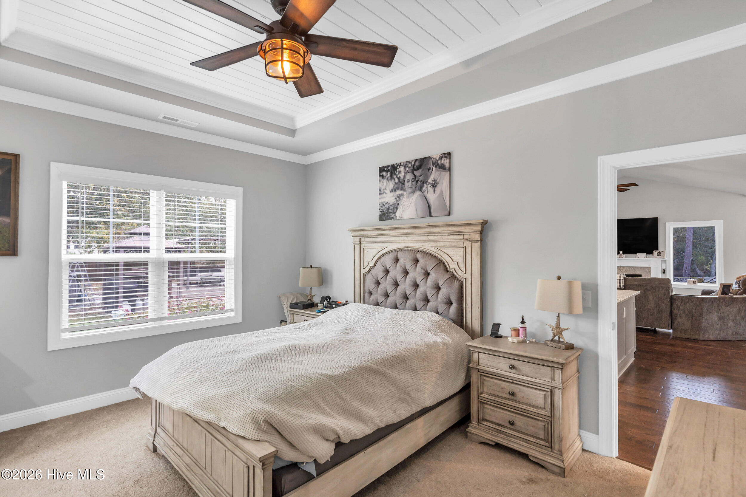 100553033 | Photo 16