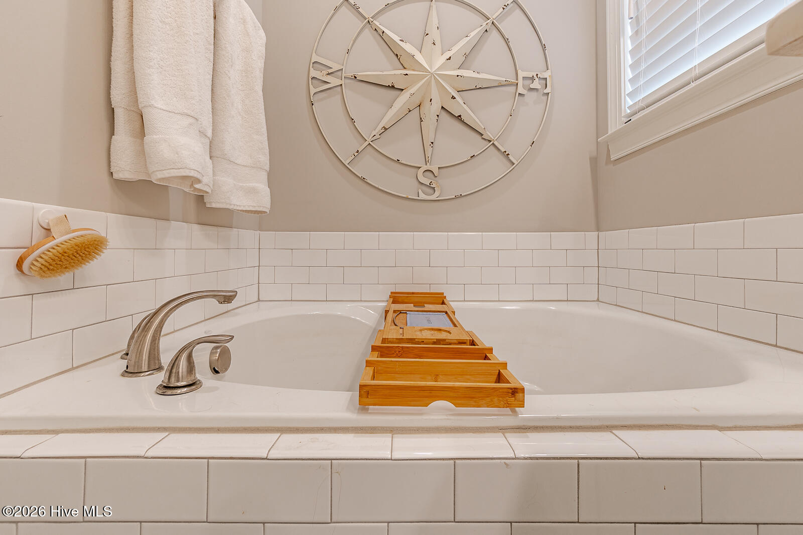 100555037 | Photo 36