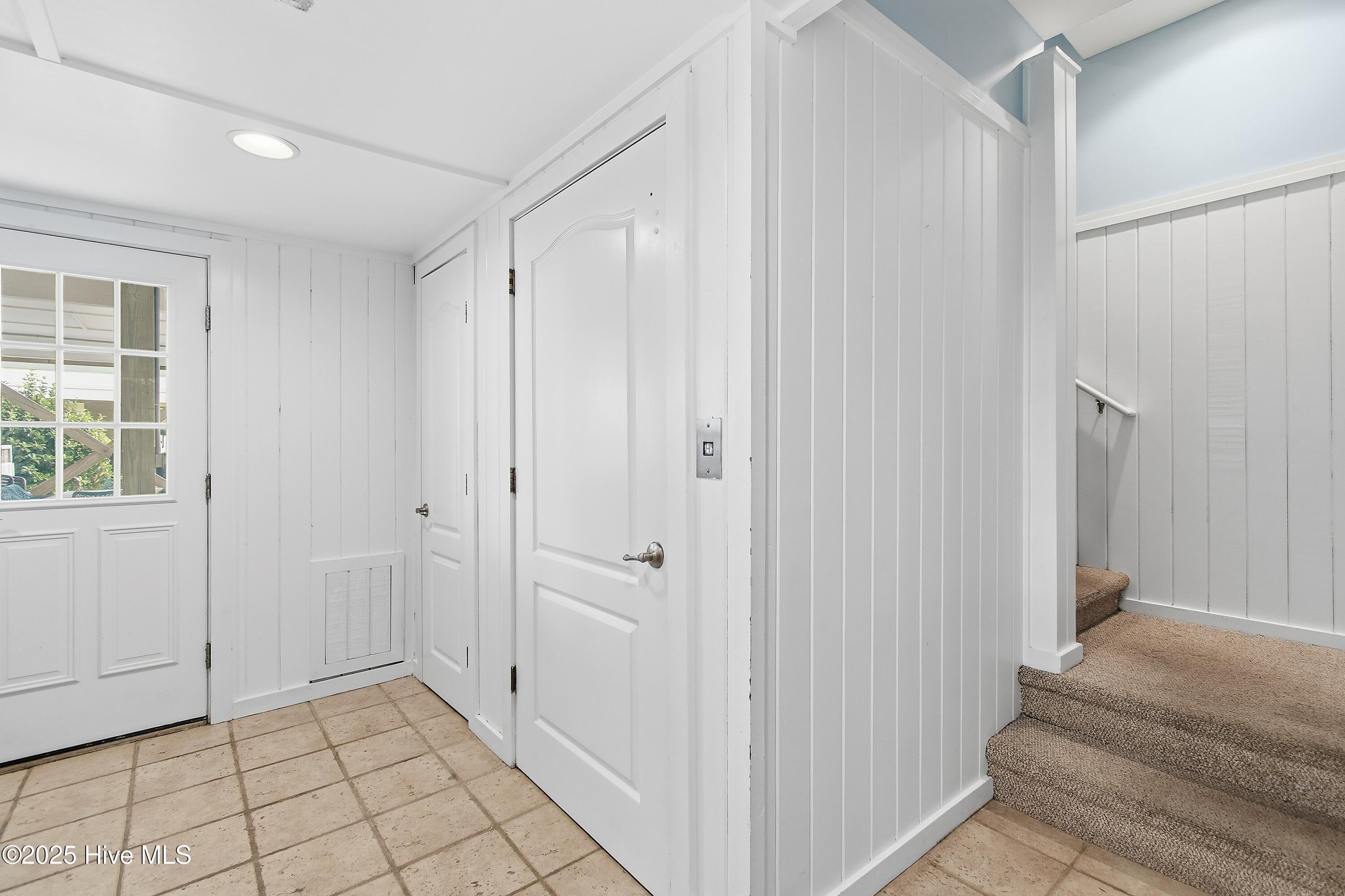 100541969 | Photo 27