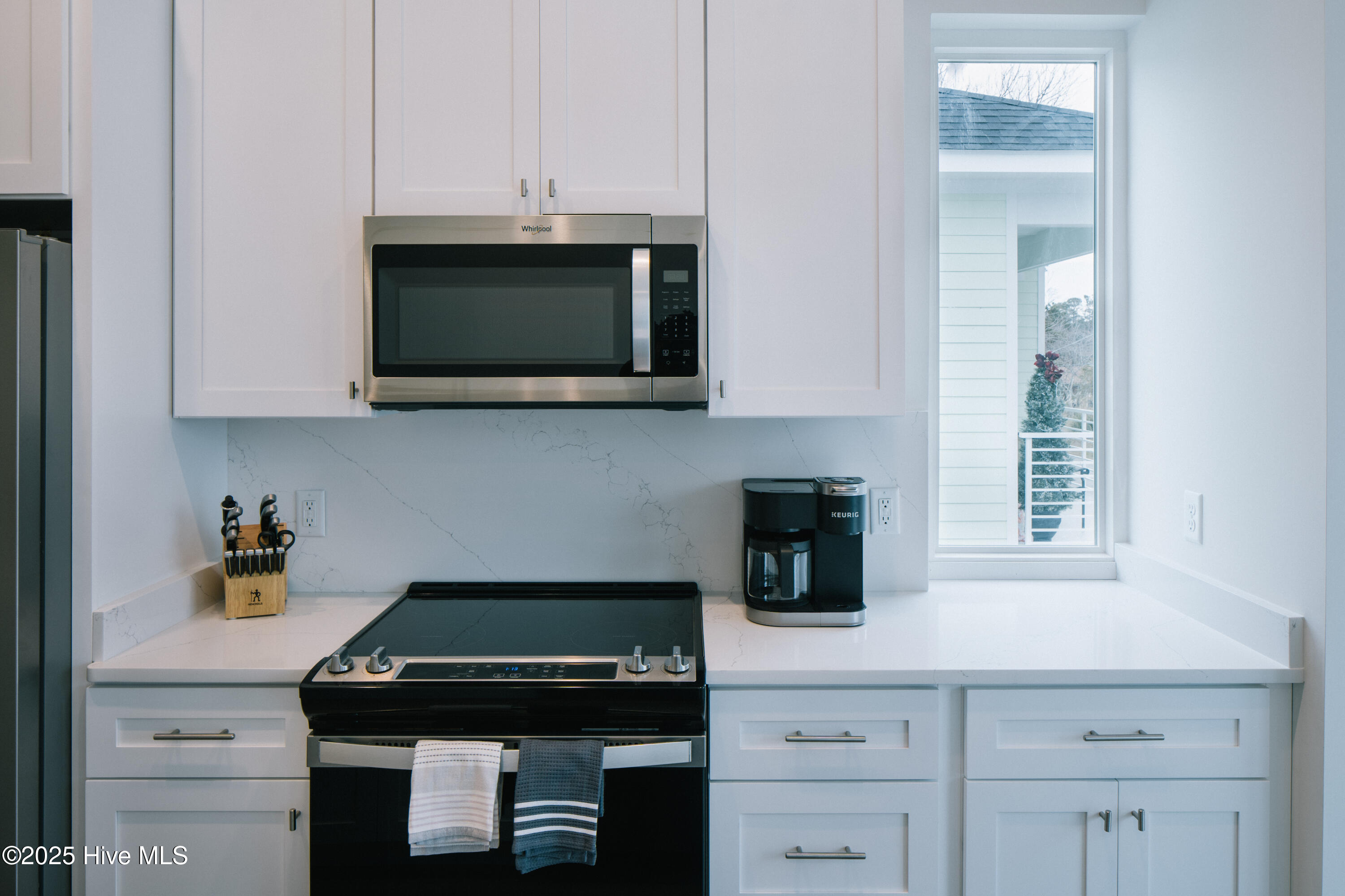 100541058 | Photo 20