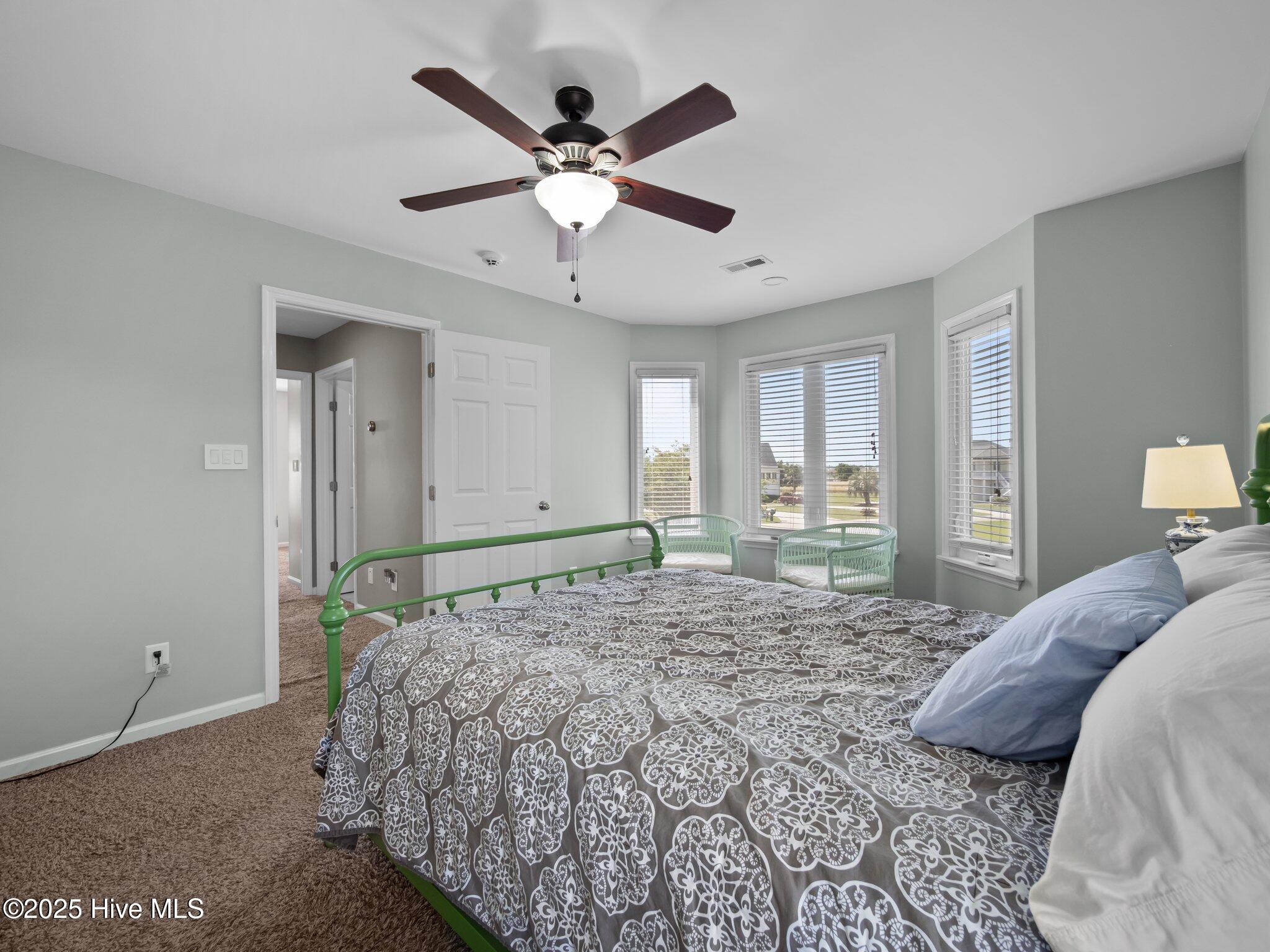 100509024 | Photo 14