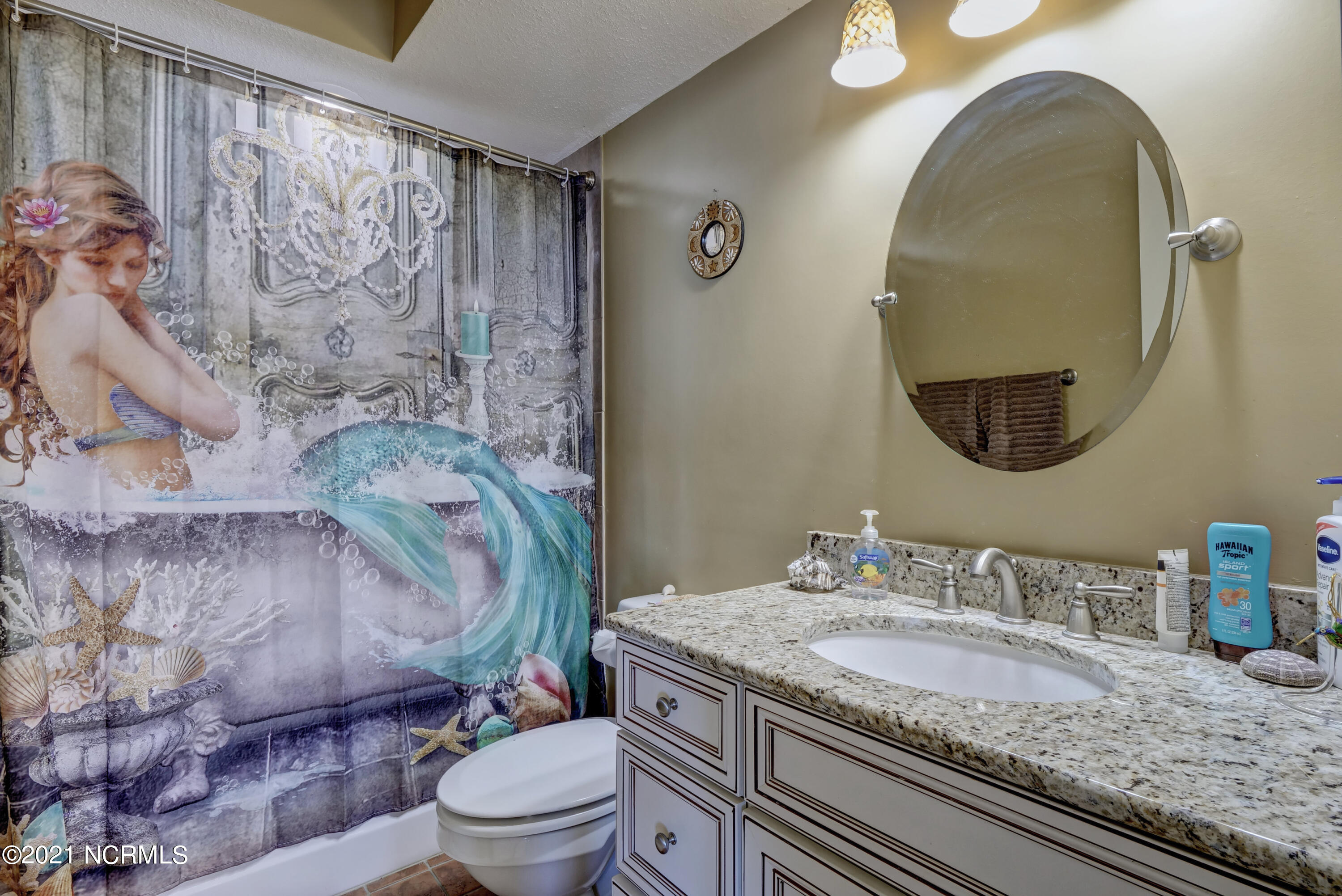 100520960 | Photo 26