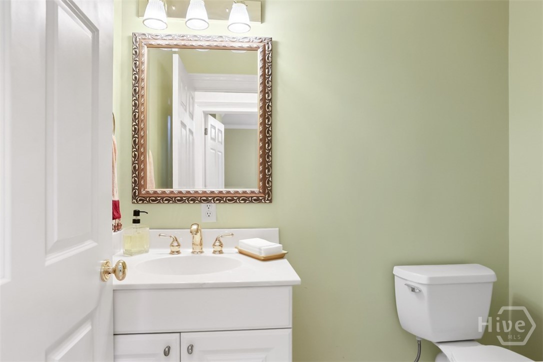 1st Floor Bathroom

